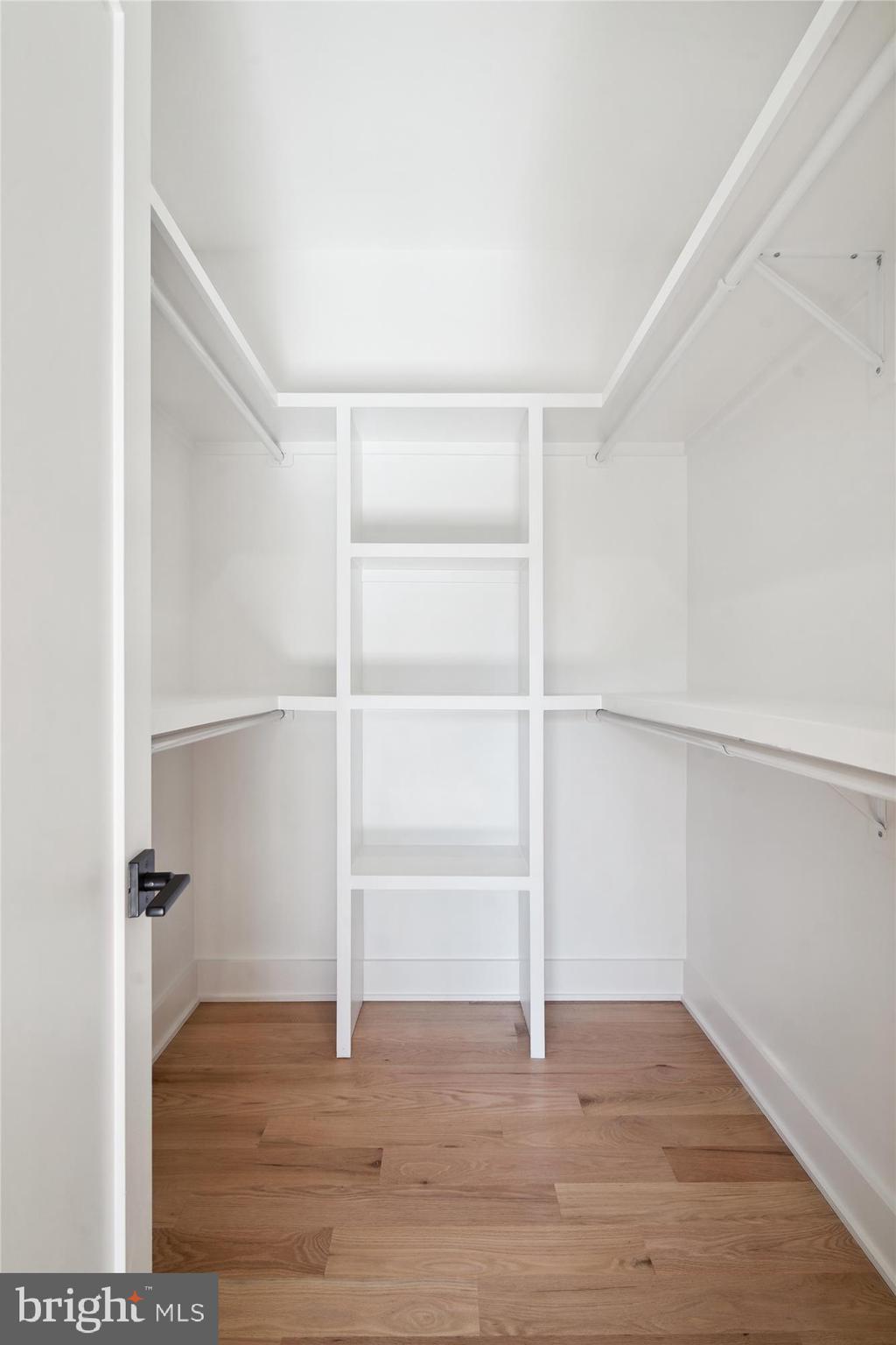 KENSINGTON ESTATES - Residential