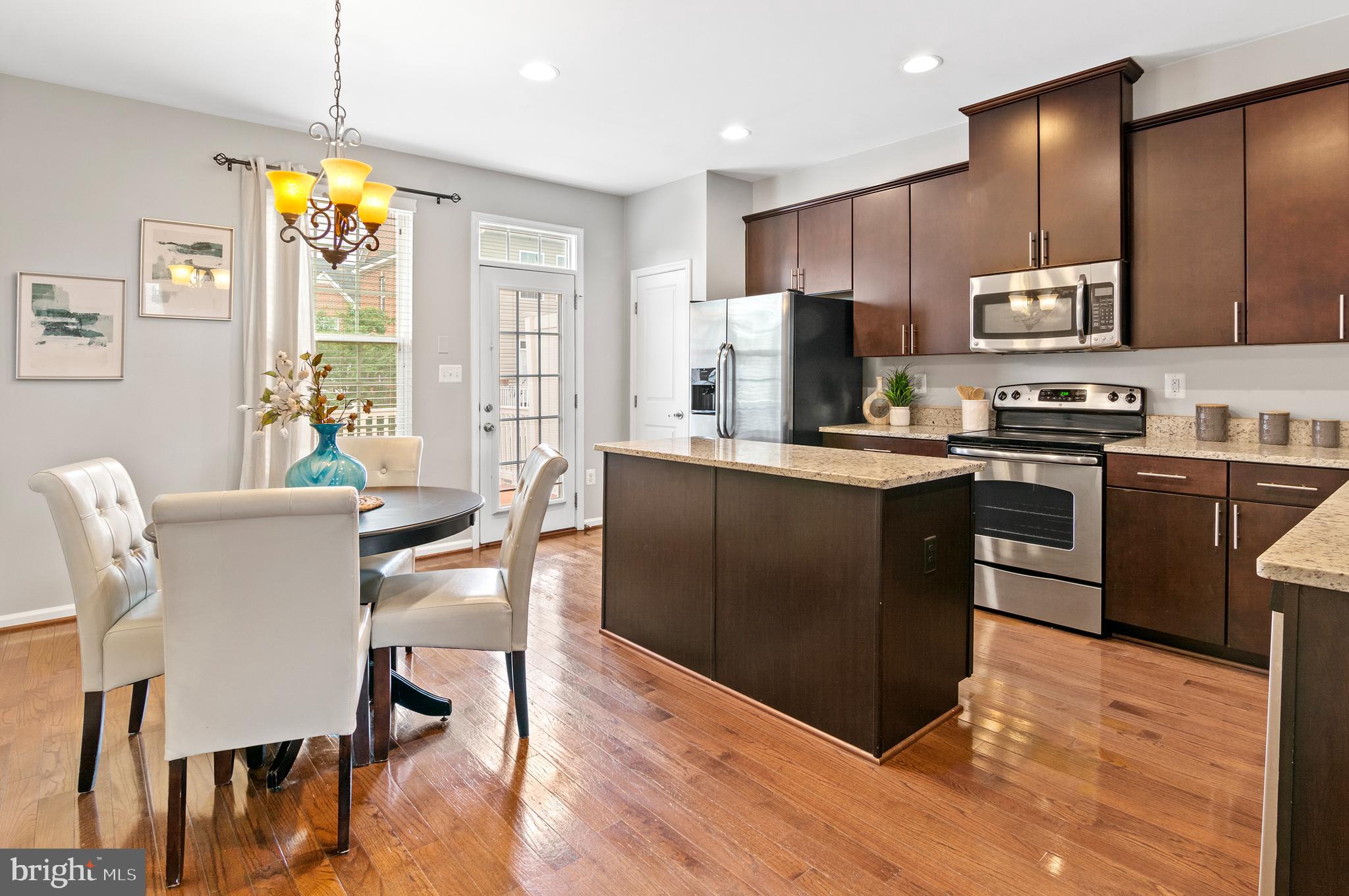 O'DONNELL SQUARE - Residential