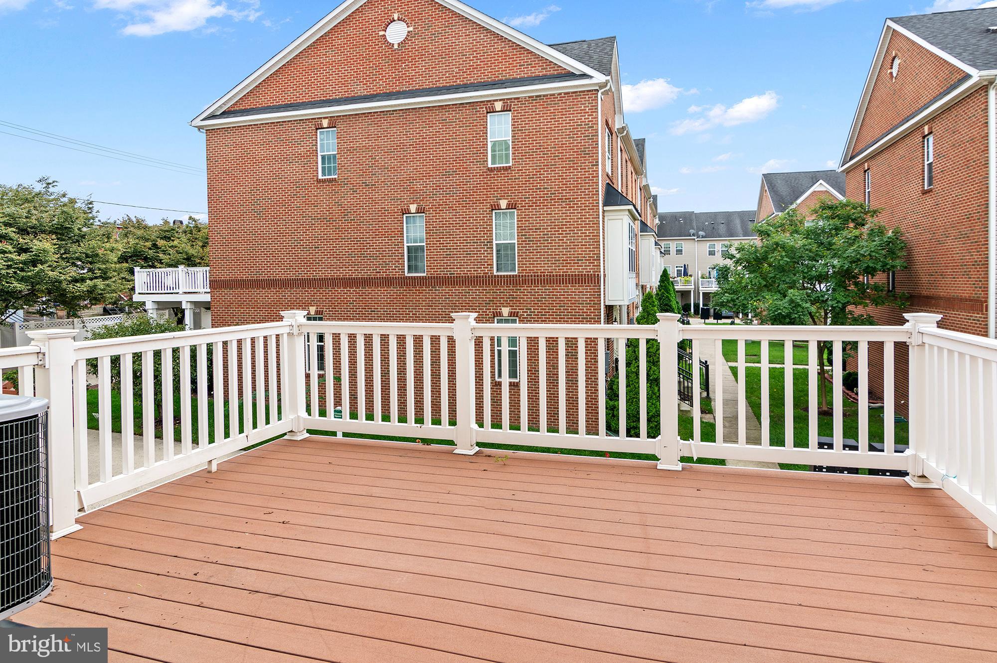 O'DONNELL SQUARE - Residential