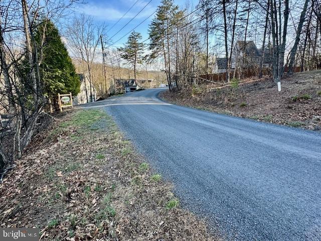 LAKE HOLIDAY ESTATES - Land