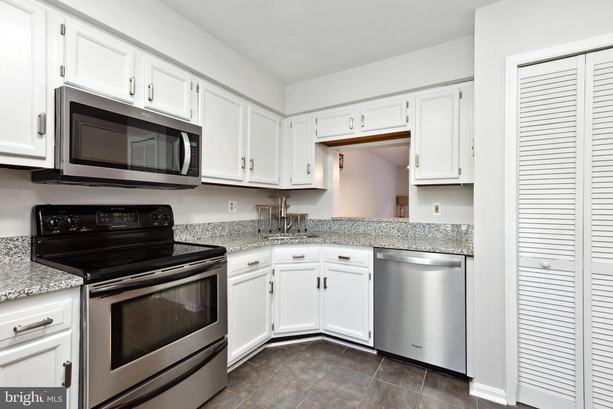 KINGS CONTRIVANCE - Residential Lease