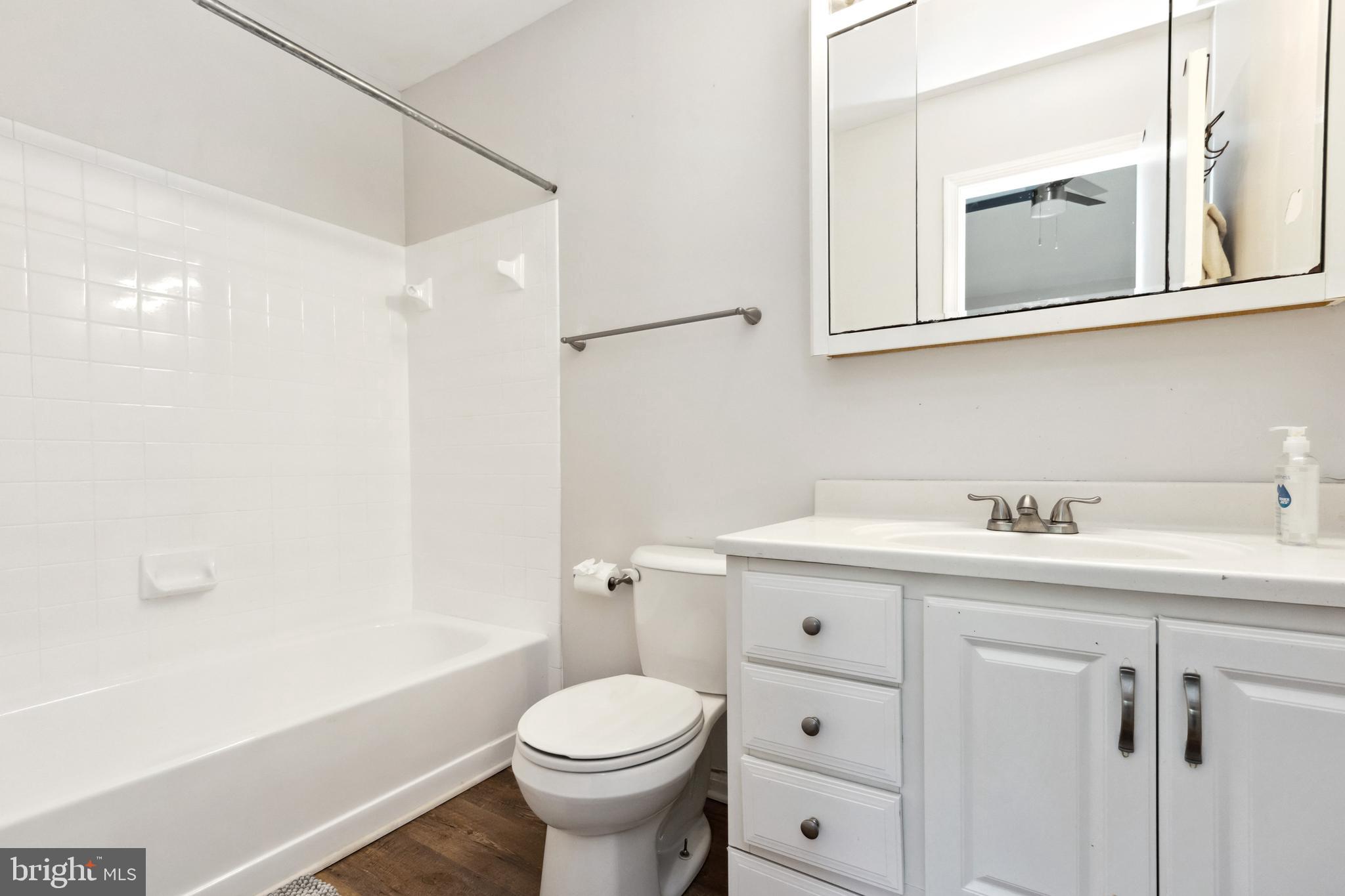 KINGS CONTRIVANCE - Residential Lease