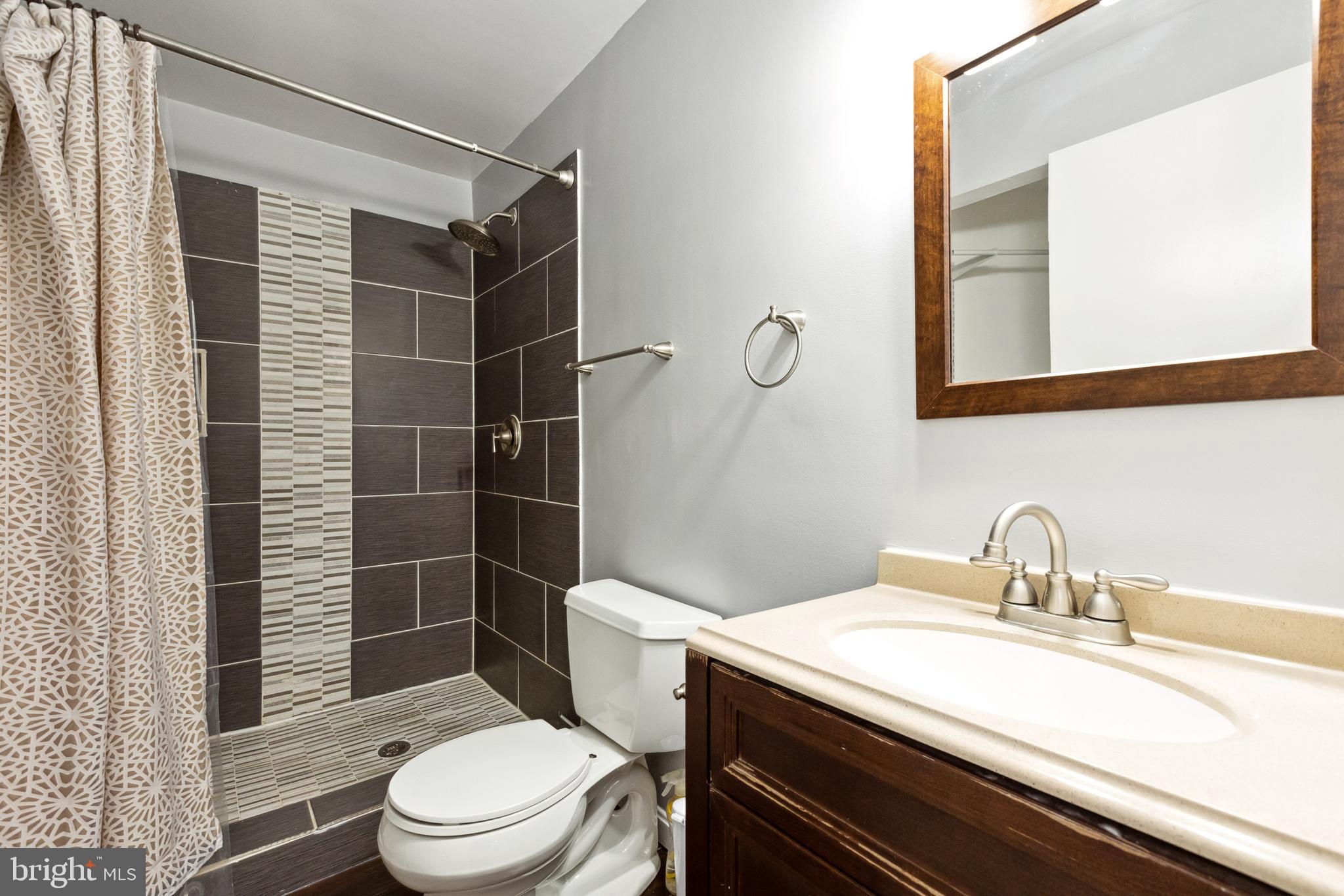 KINGS CONTRIVANCE - Residential Lease