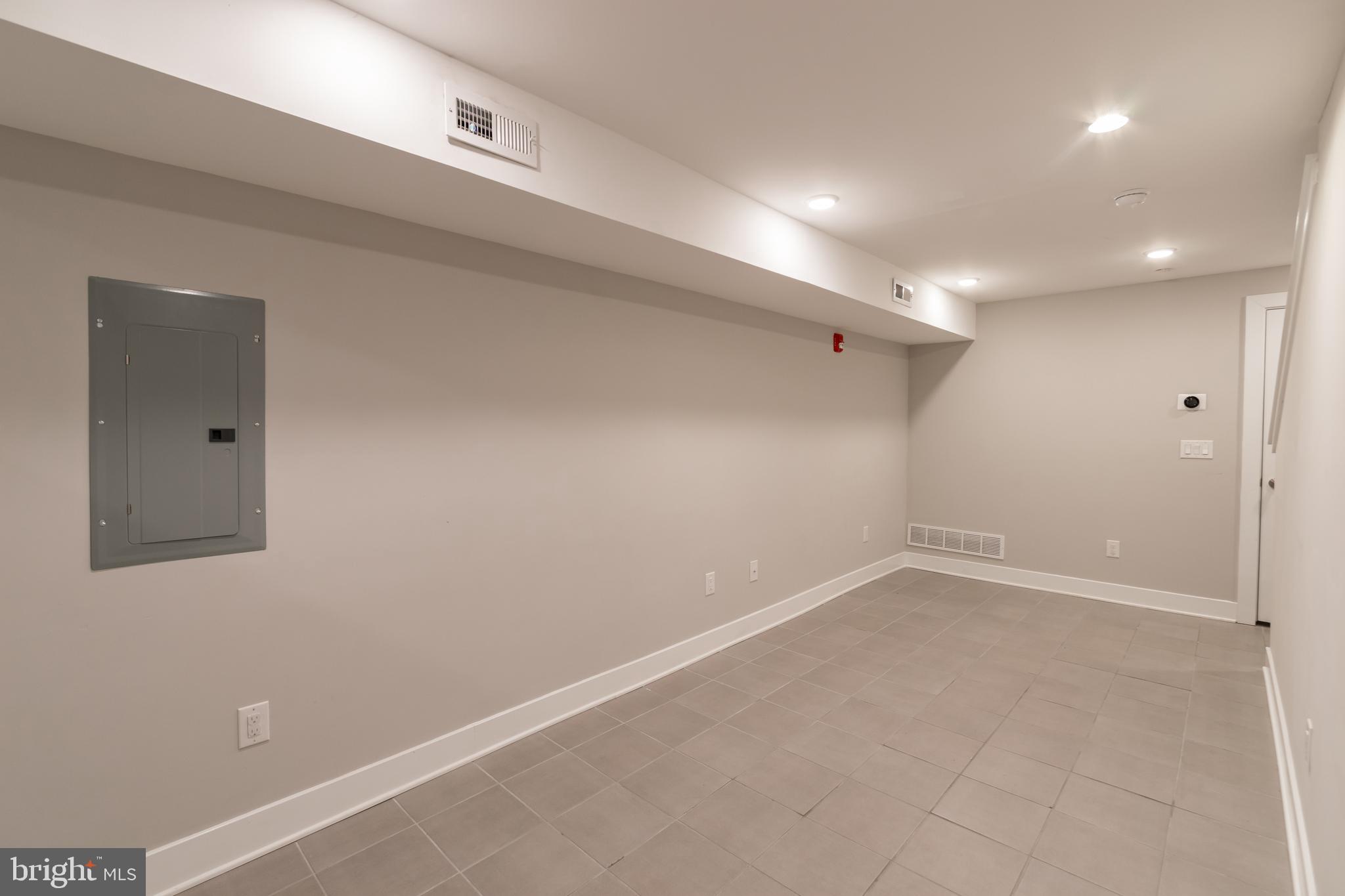 WEST PHILADELPHIA - Residential Lease