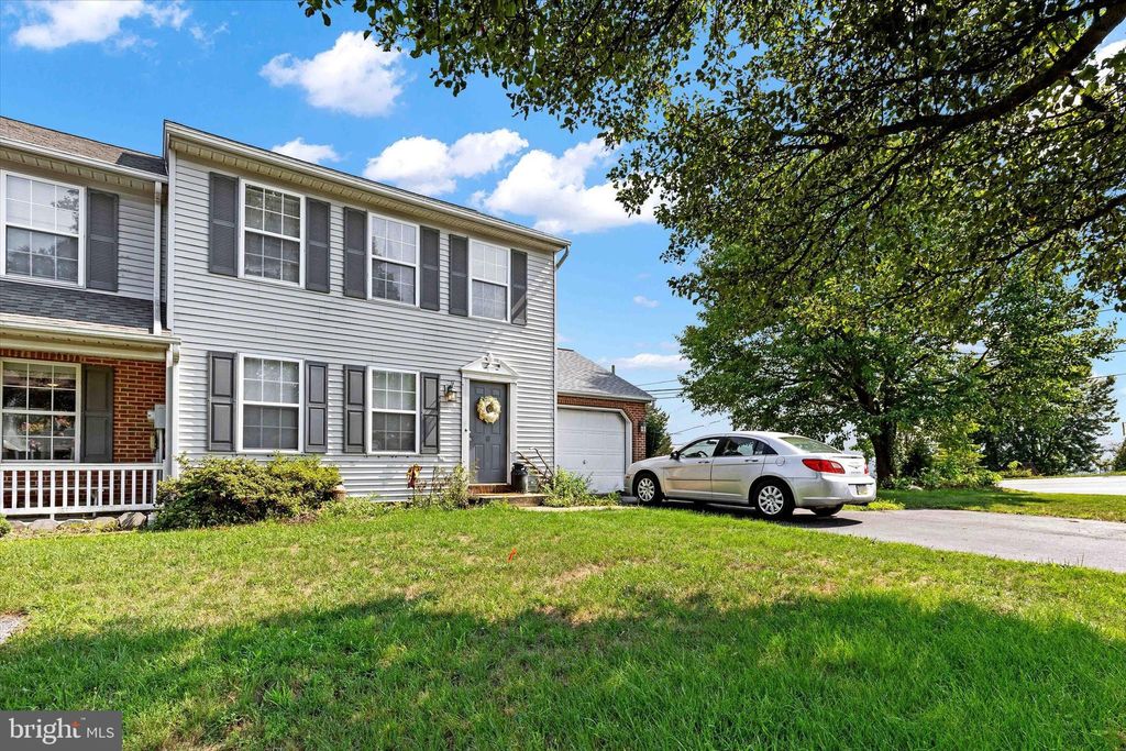 Photo of 10 Ashley Drive, Marietta, PA 17547 (MLS # PALA2051664)