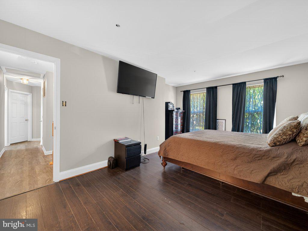 MARLBORO WOODS - Residential