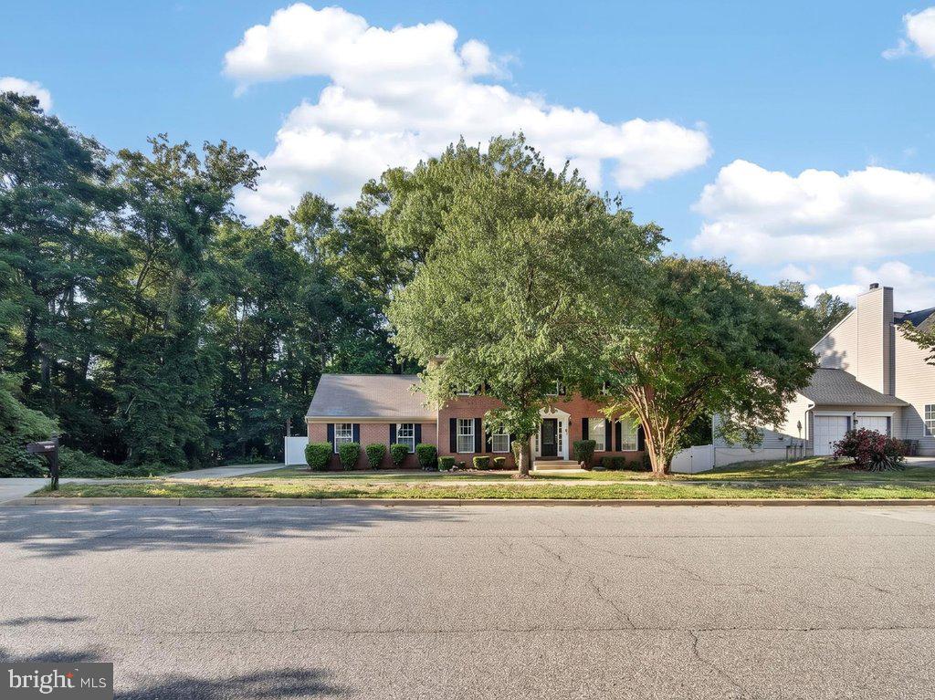MARLBORO WOODS - Residential