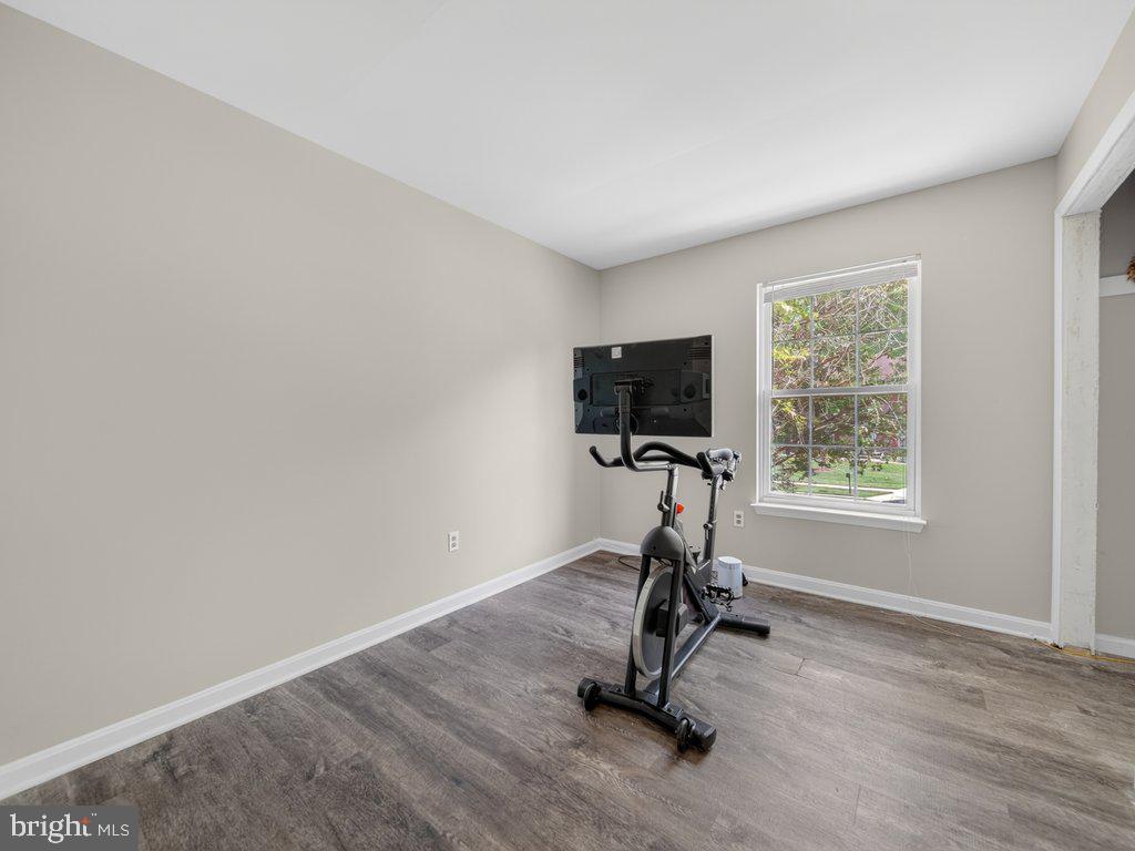 MARLBORO WOODS - Residential