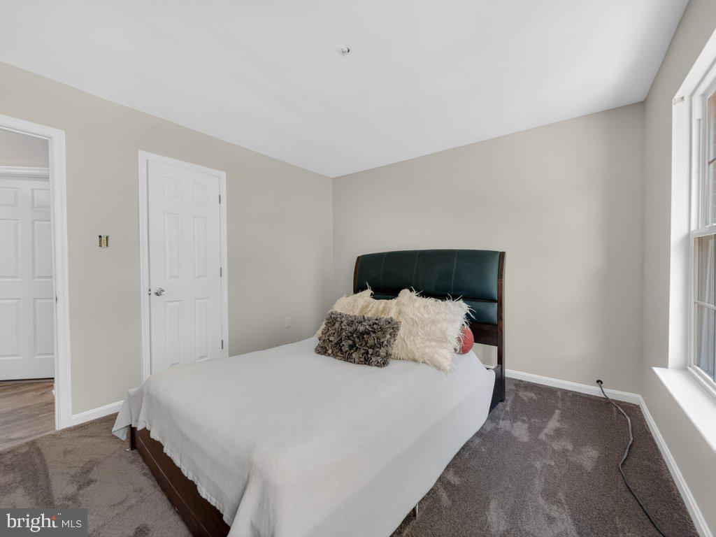 MARLBORO WOODS - Residential