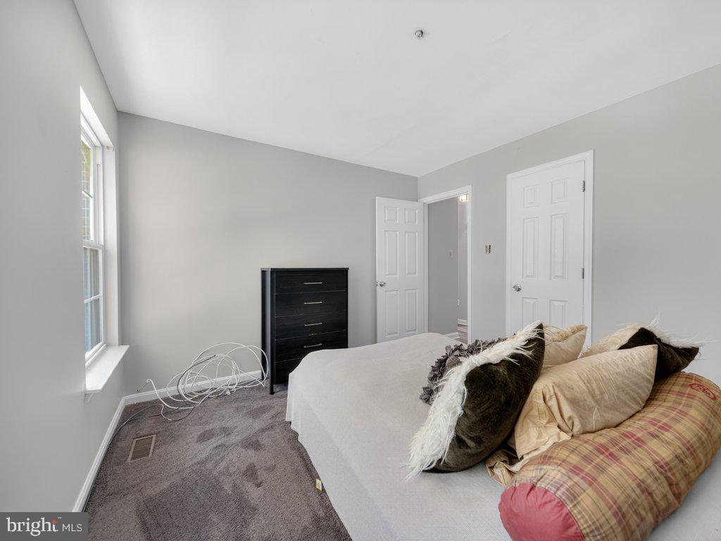 MARLBORO WOODS - Residential