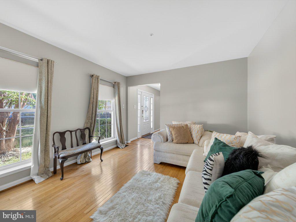 MARLBORO WOODS - Residential