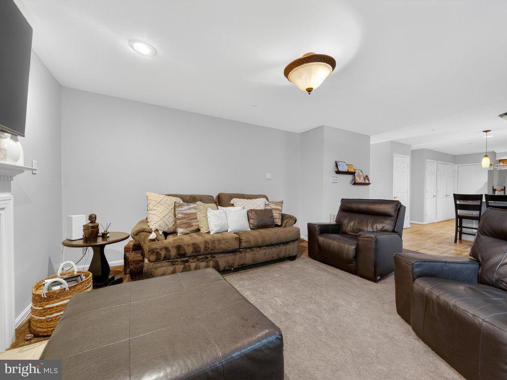 MARLBORO WOODS - Residential