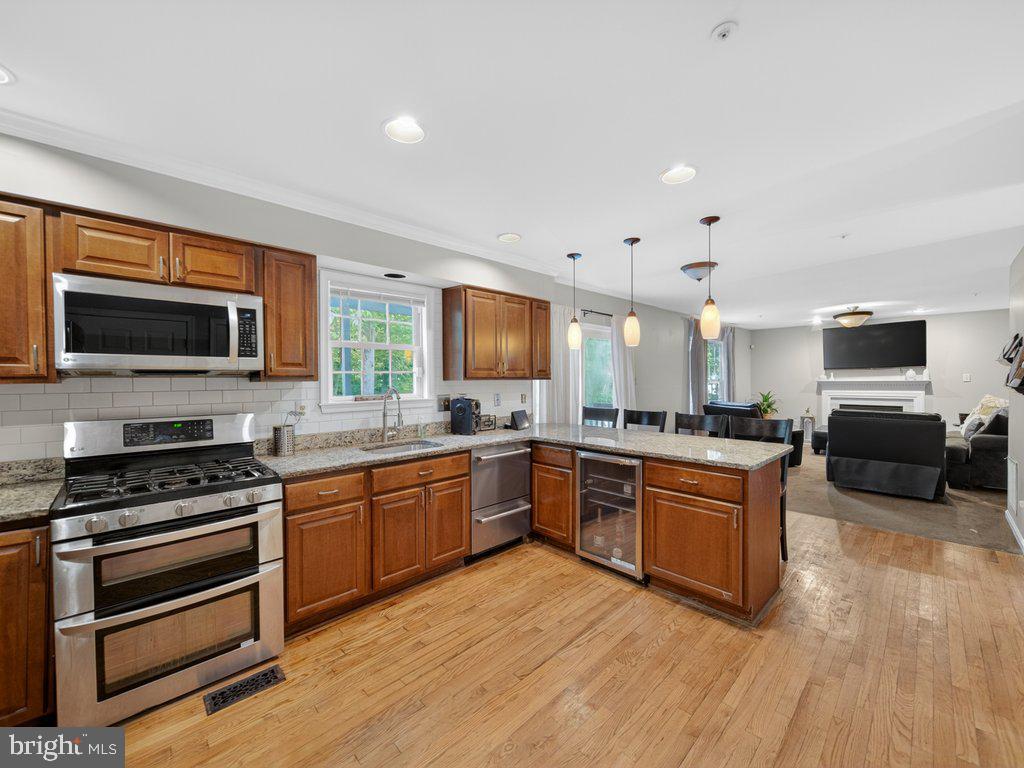 MARLBORO WOODS - Residential