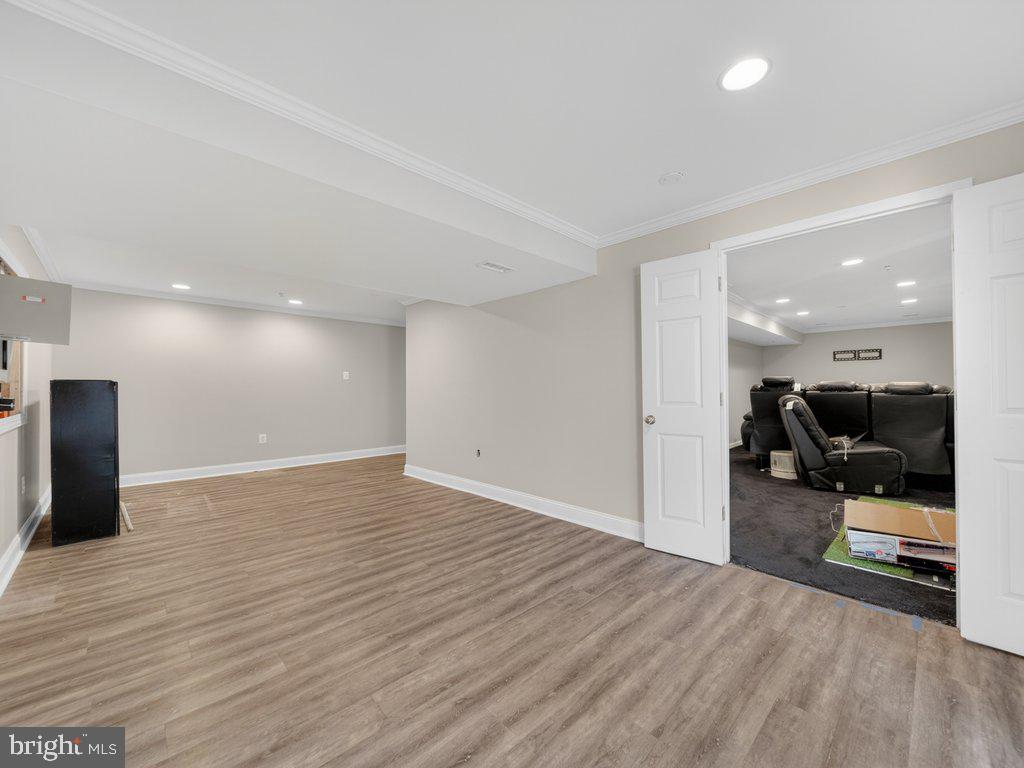 MARLBORO WOODS - Residential