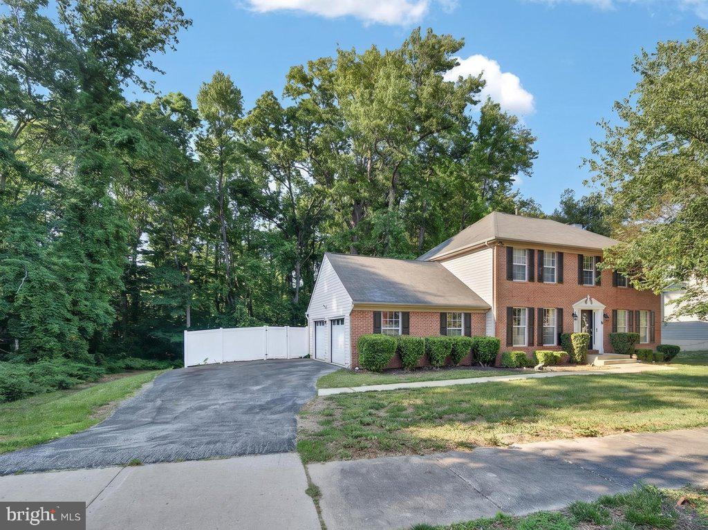 MARLBORO WOODS - Residential