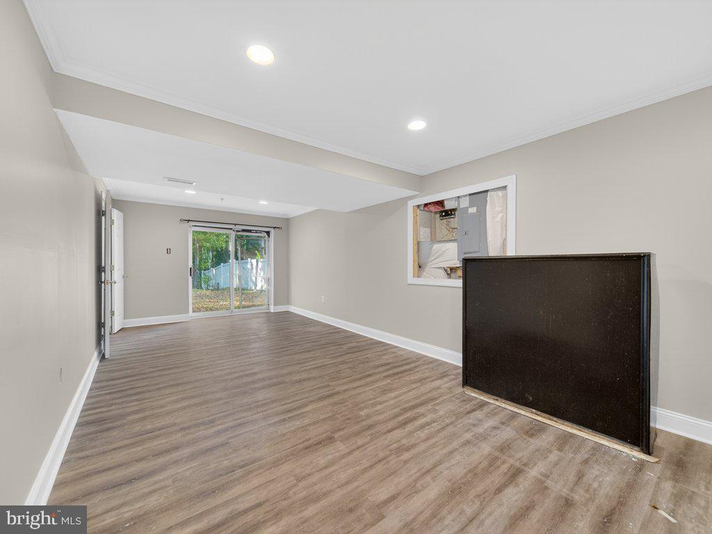 MARLBORO WOODS - Residential