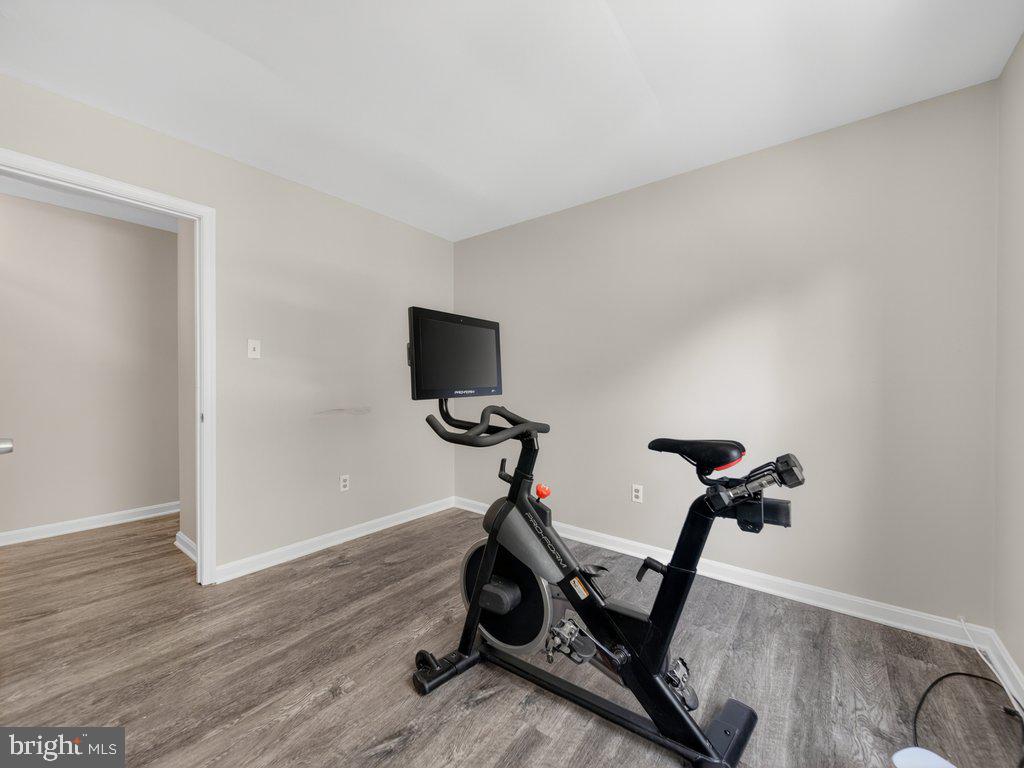 MARLBORO WOODS - Residential