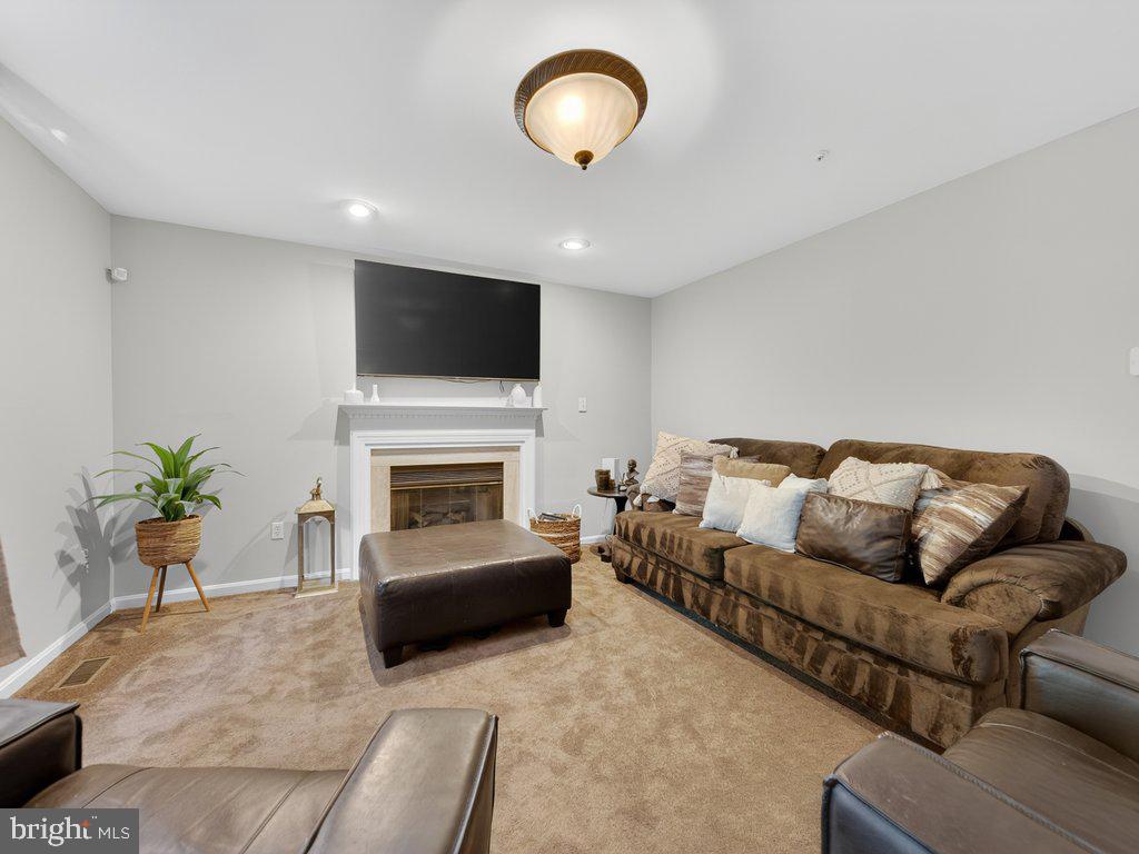 MARLBORO WOODS - Residential