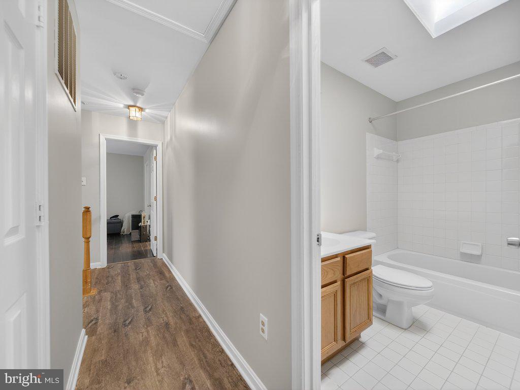 MARLBORO WOODS - Residential