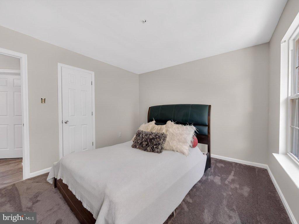 MARLBORO WOODS - Residential