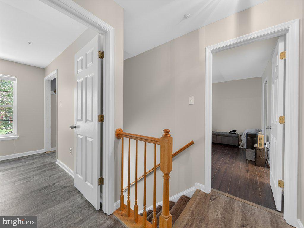MARLBORO WOODS - Residential