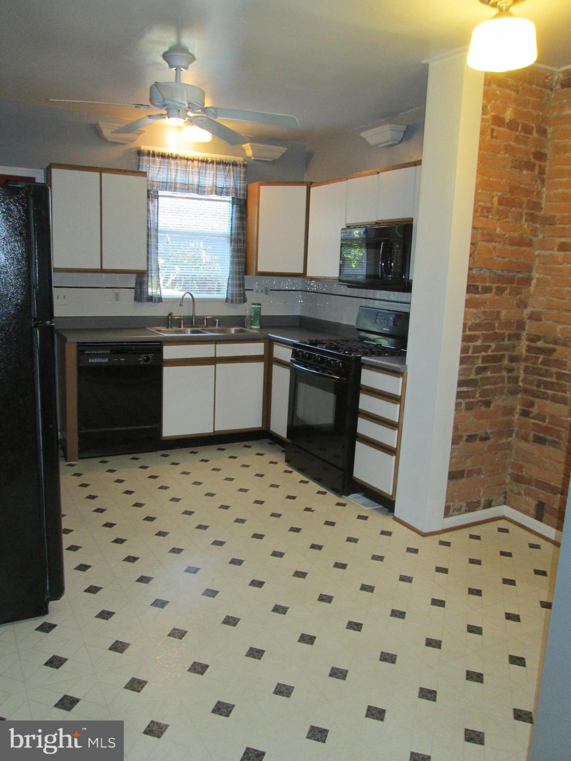 RIVERSIDE - Residential