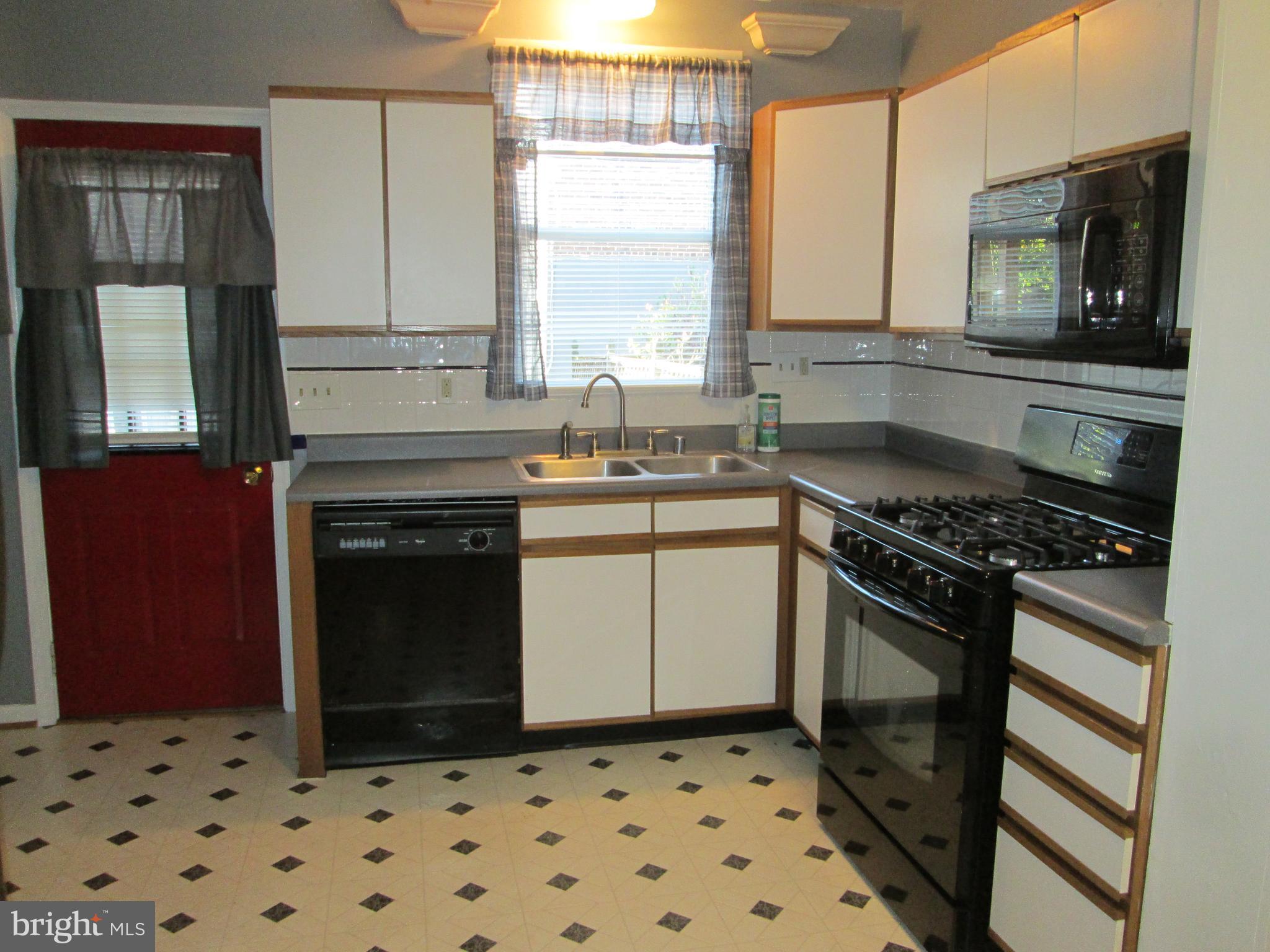 RIVERSIDE - Residential