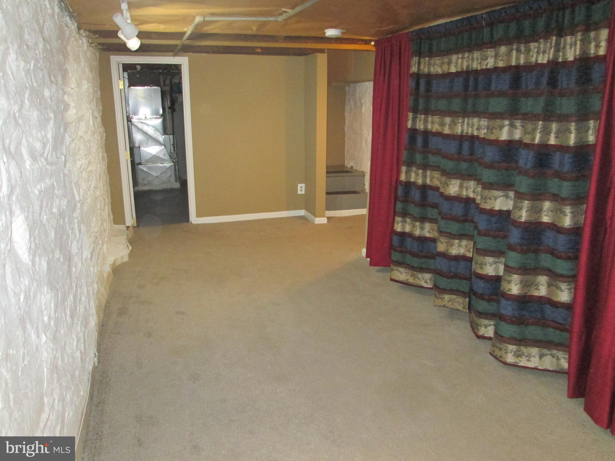 RIVERSIDE - Residential