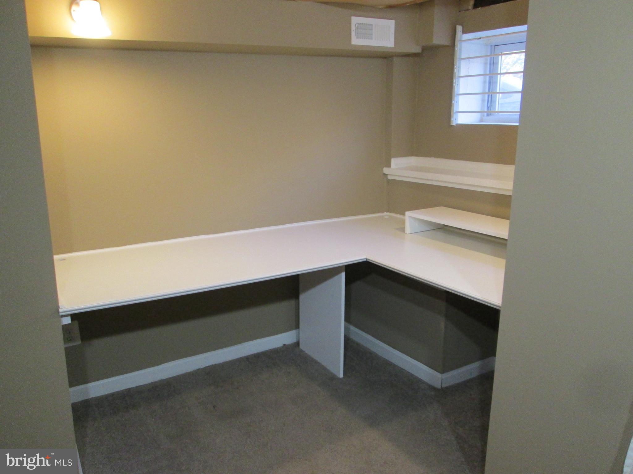 RIVERSIDE - Residential