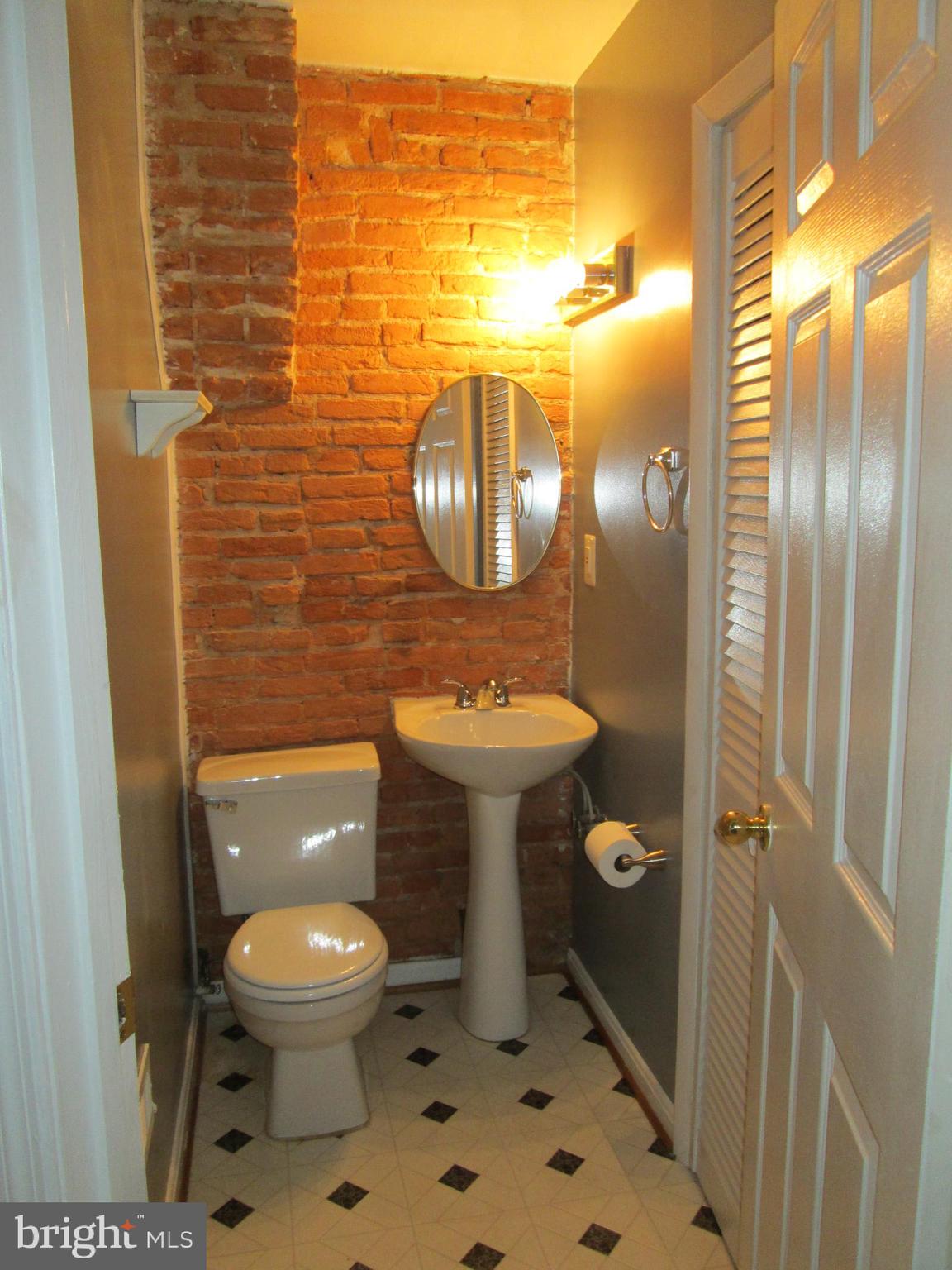 RIVERSIDE - Residential