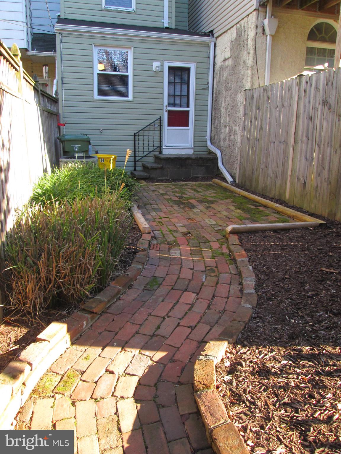 RIVERSIDE - Residential