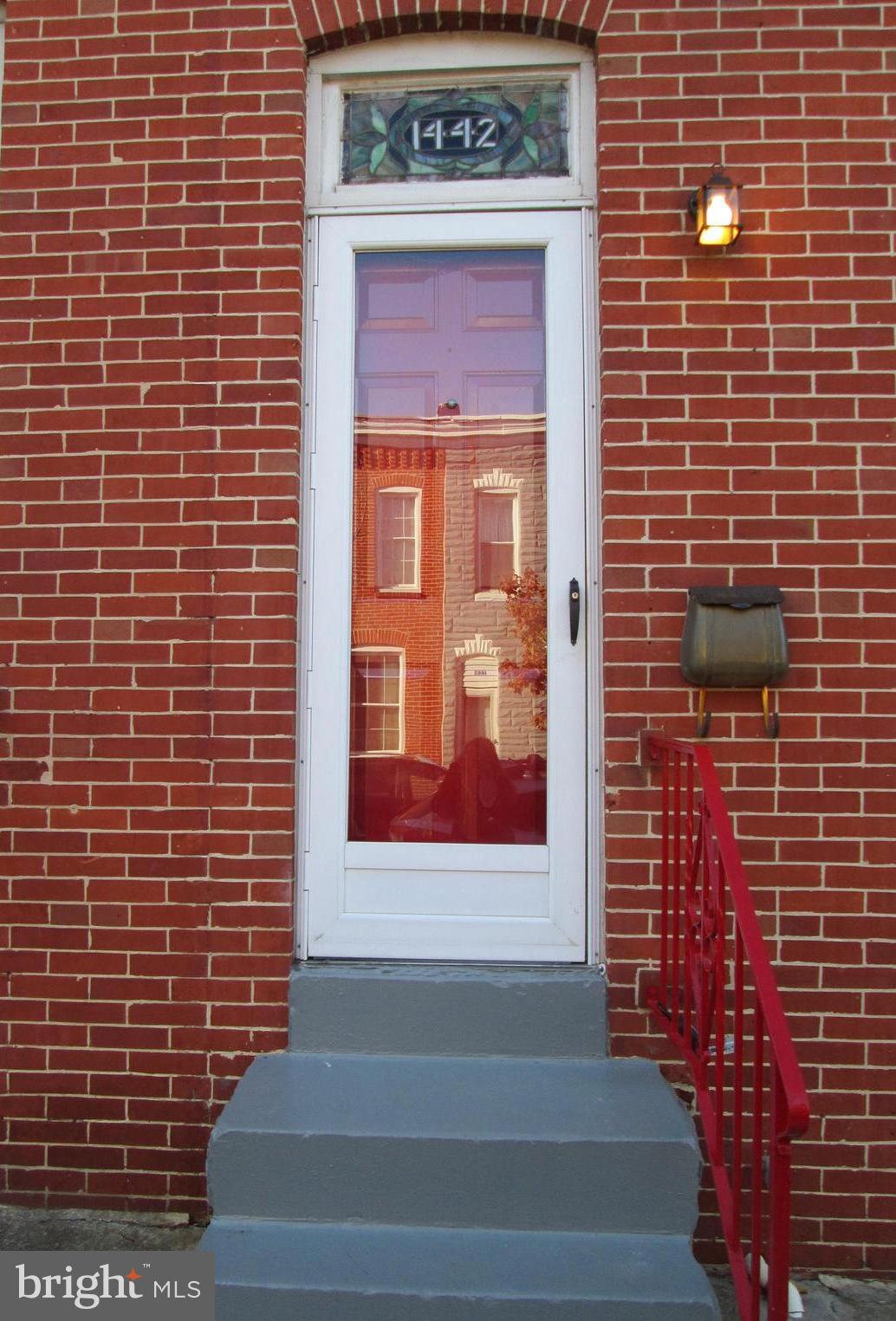 RIVERSIDE - Residential