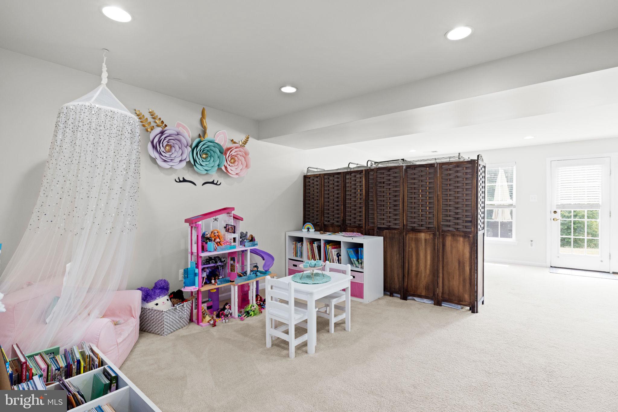 BROOKFIELD ON THE POTOMAC - Residential