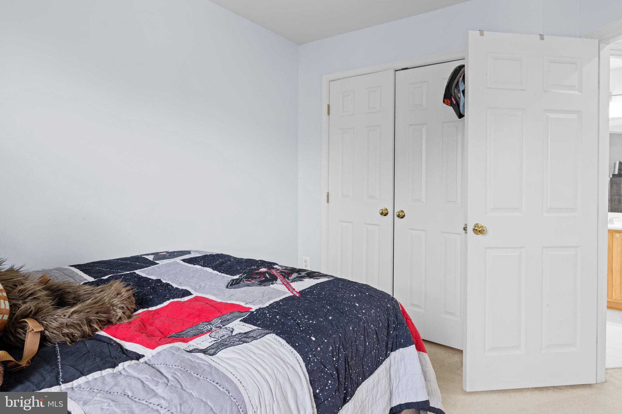 BROOKFIELD ON THE POTOMAC - Residential