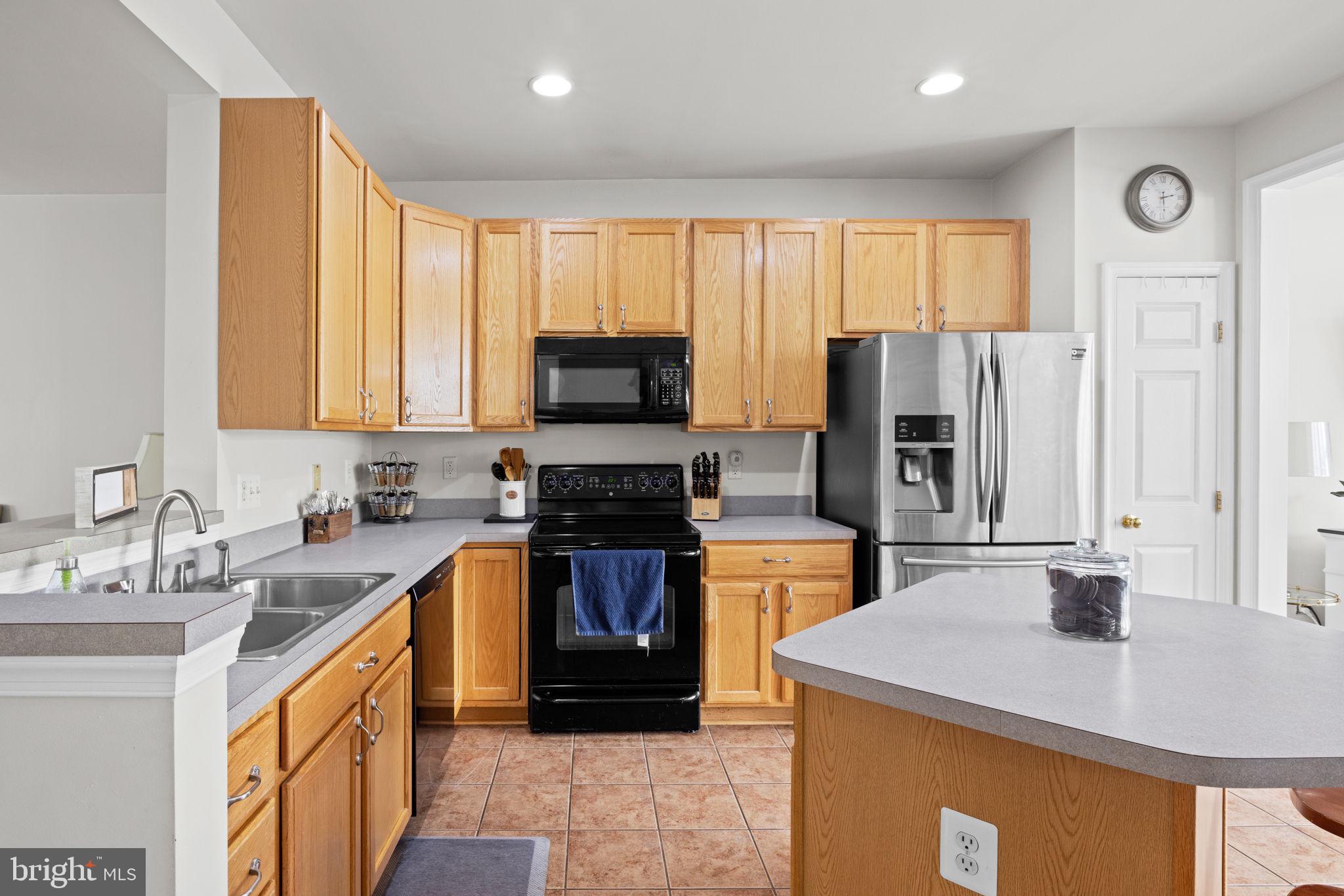 BROOKFIELD ON THE POTOMAC - Residential