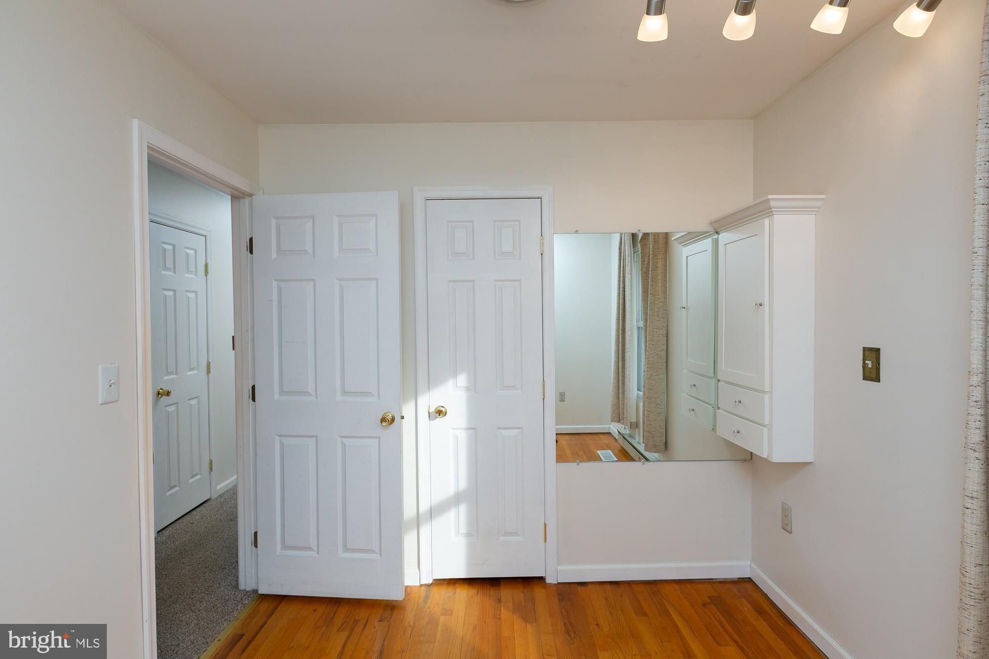 MECKLENBURG HEIGHTS - Residential