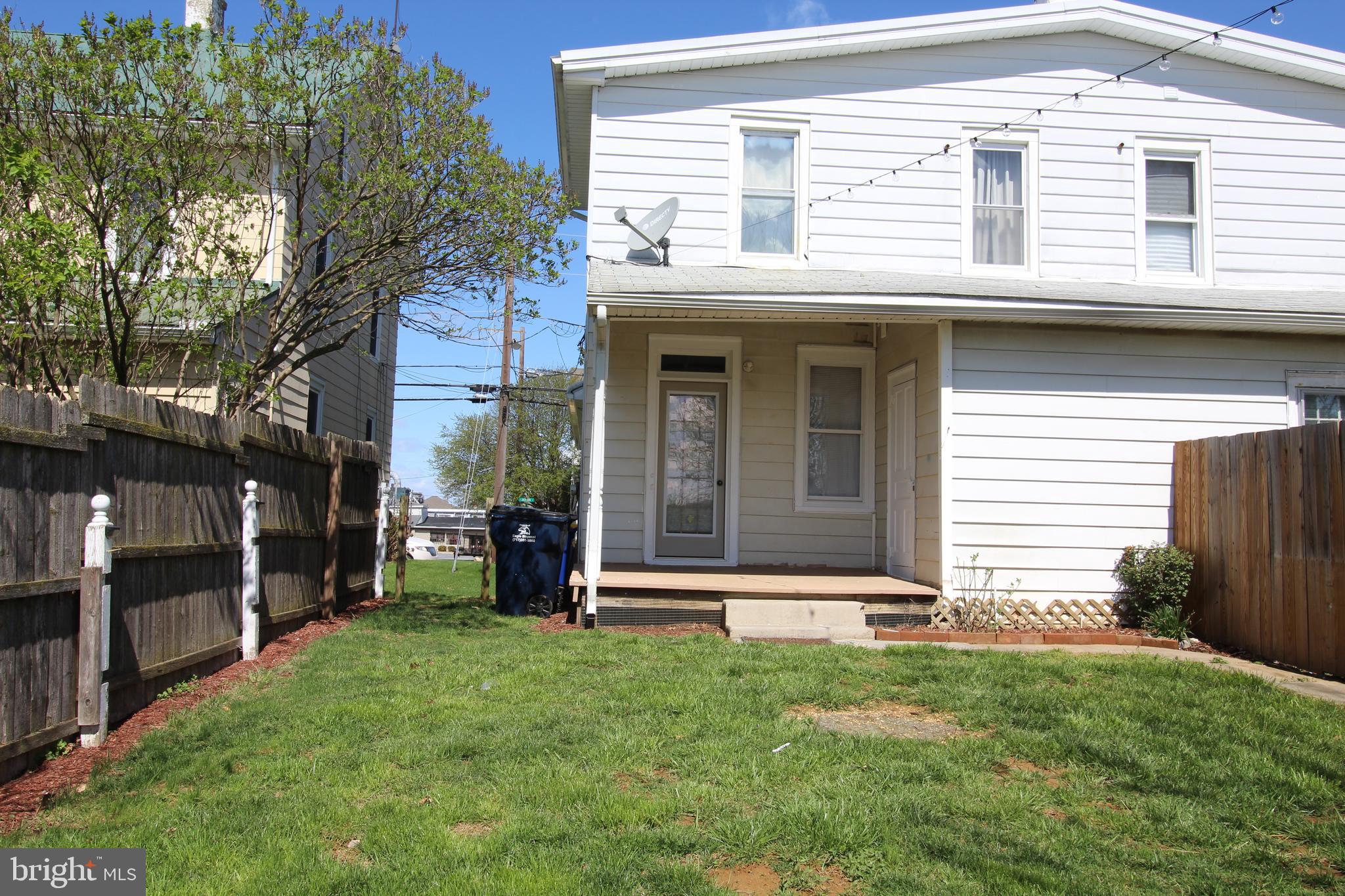 NEW HOLLAND BOROUGH - Residential Lease