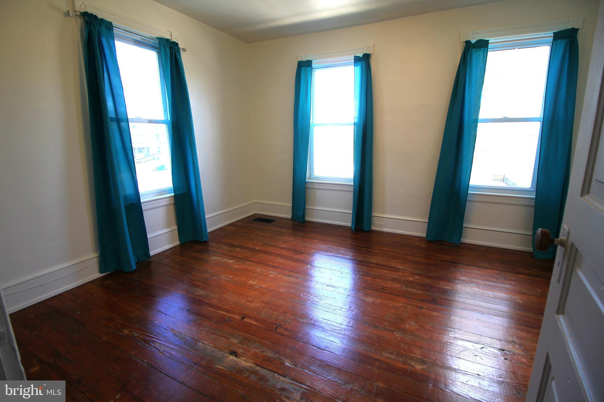 NEW HOLLAND BOROUGH - Residential Lease