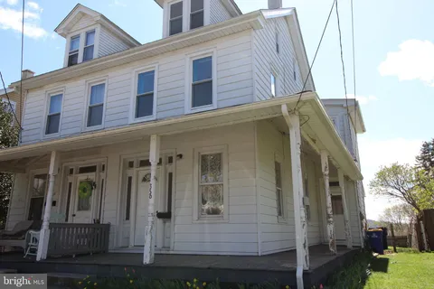 356 E Jackson Street, New Holland, PA MLS: PALA2067780