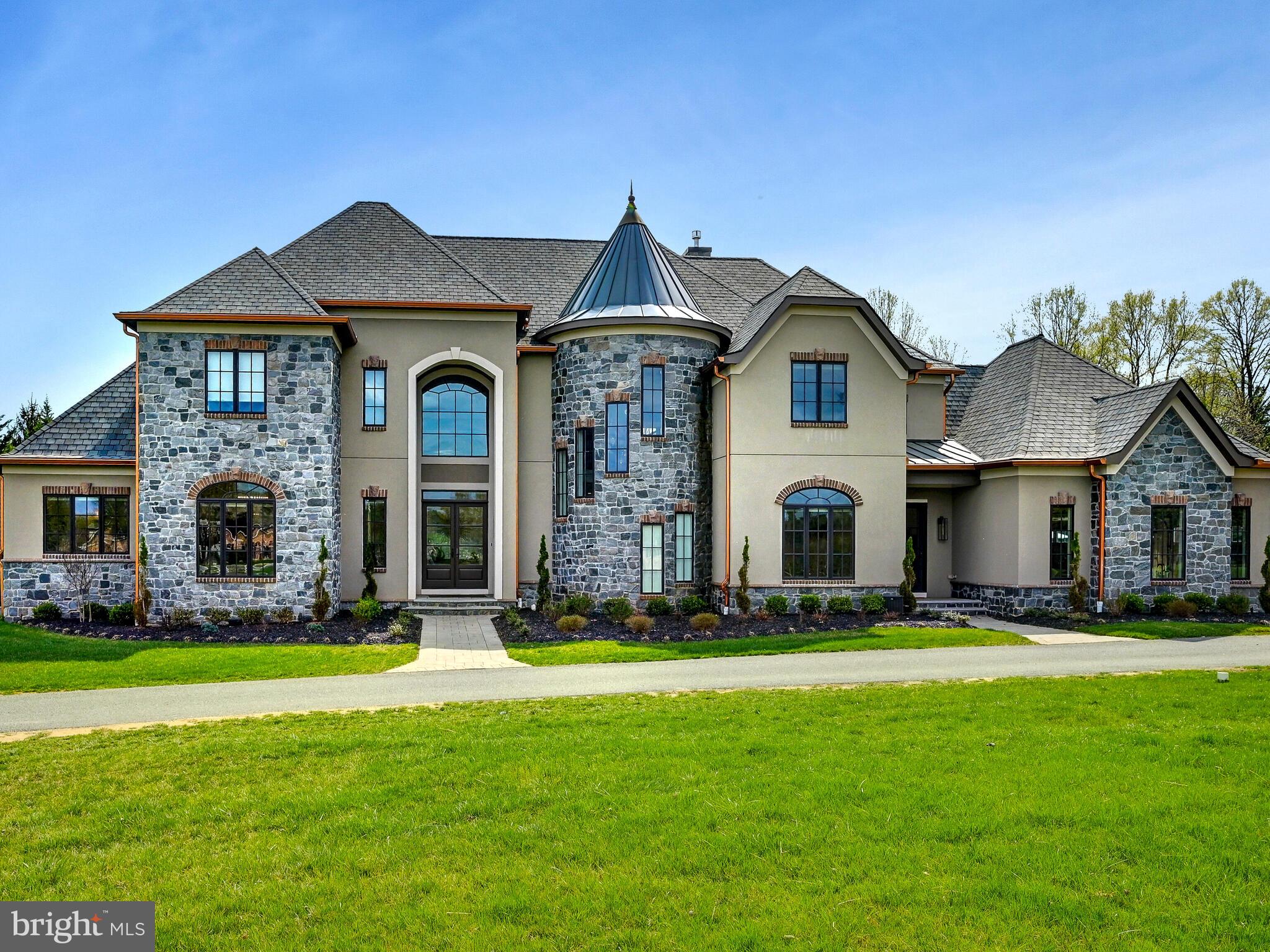 WORTHINGTON GREEN - Residential