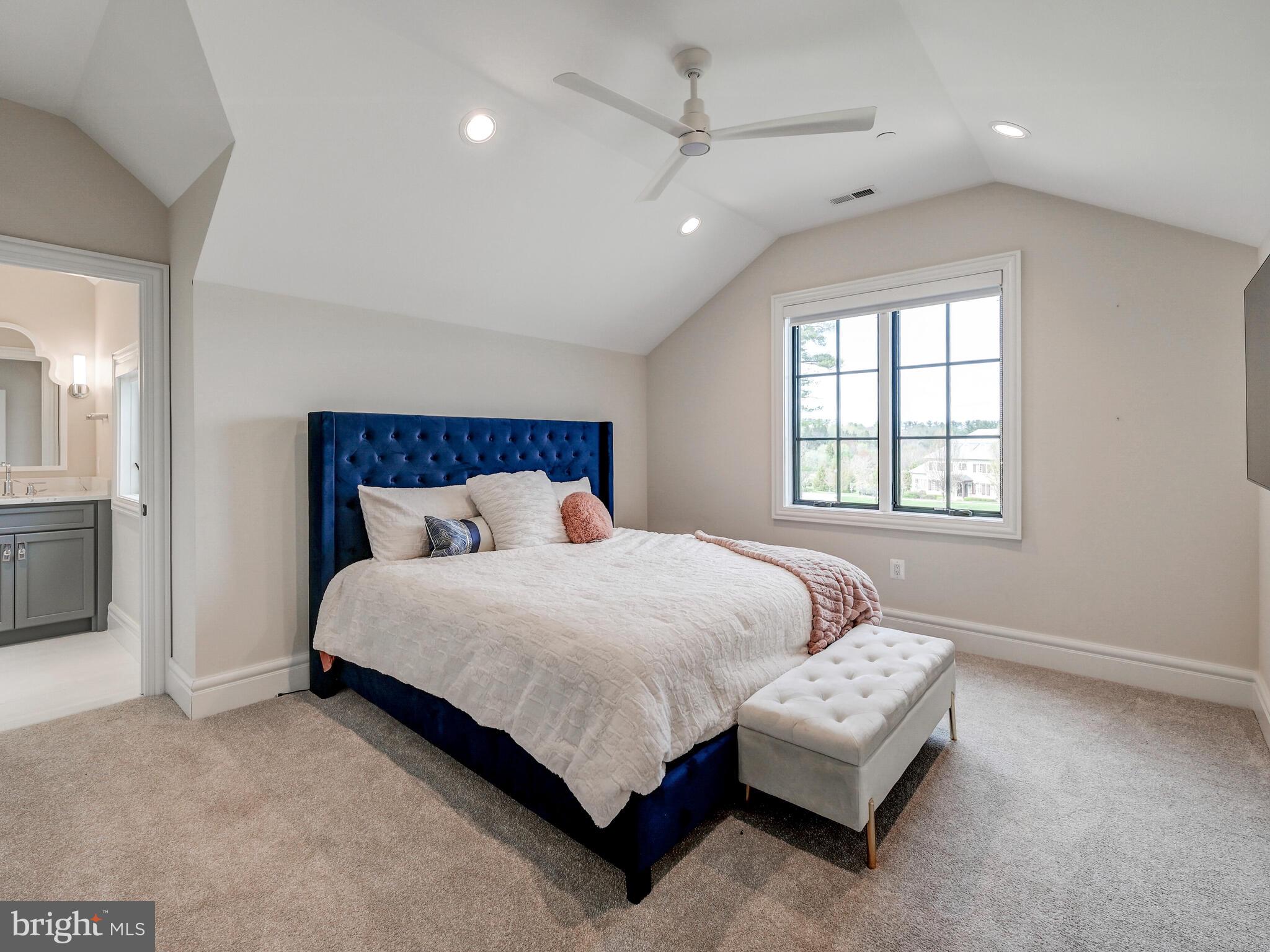 WORTHINGTON GREEN - Residential