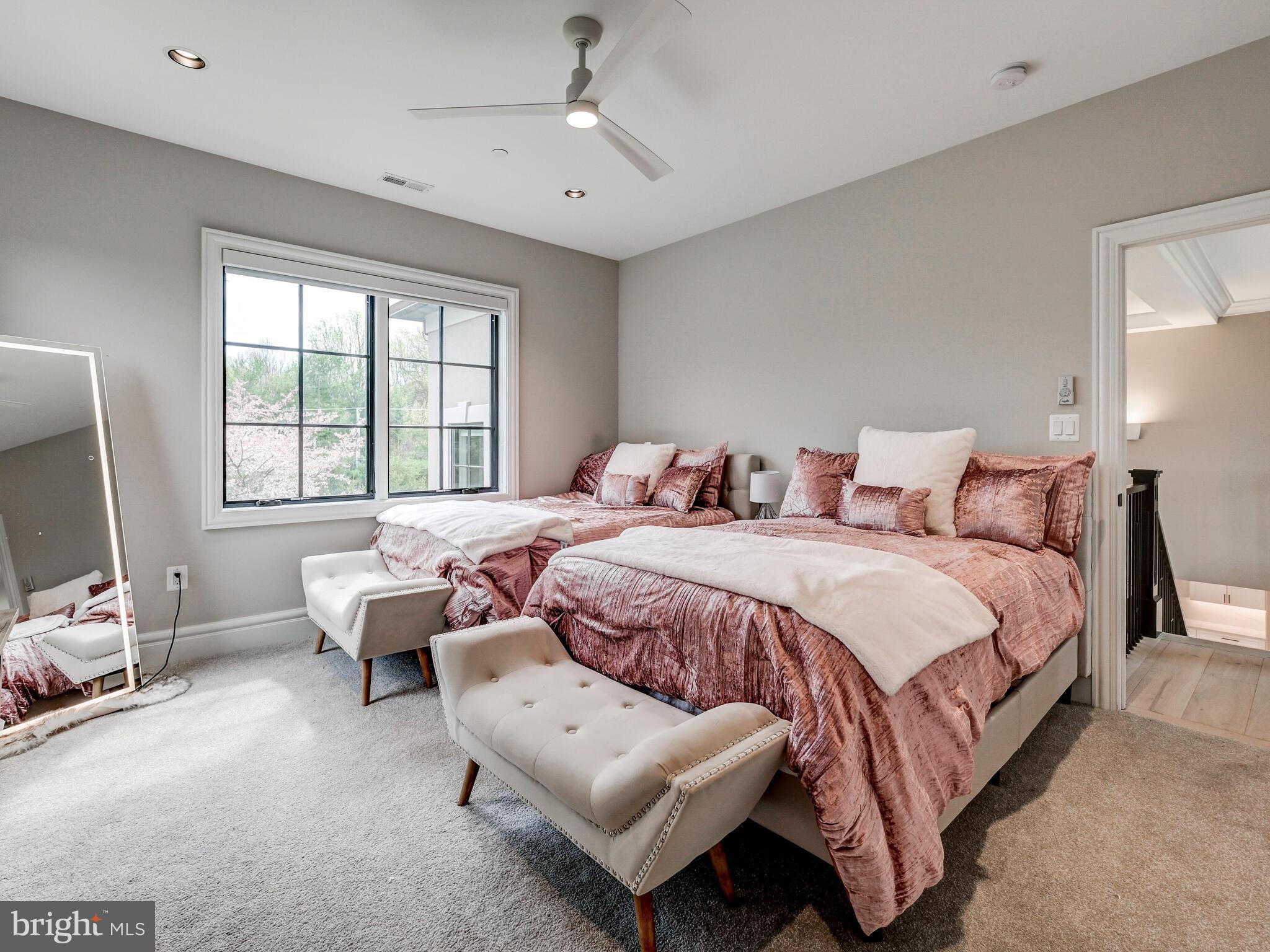 WORTHINGTON GREEN - Residential