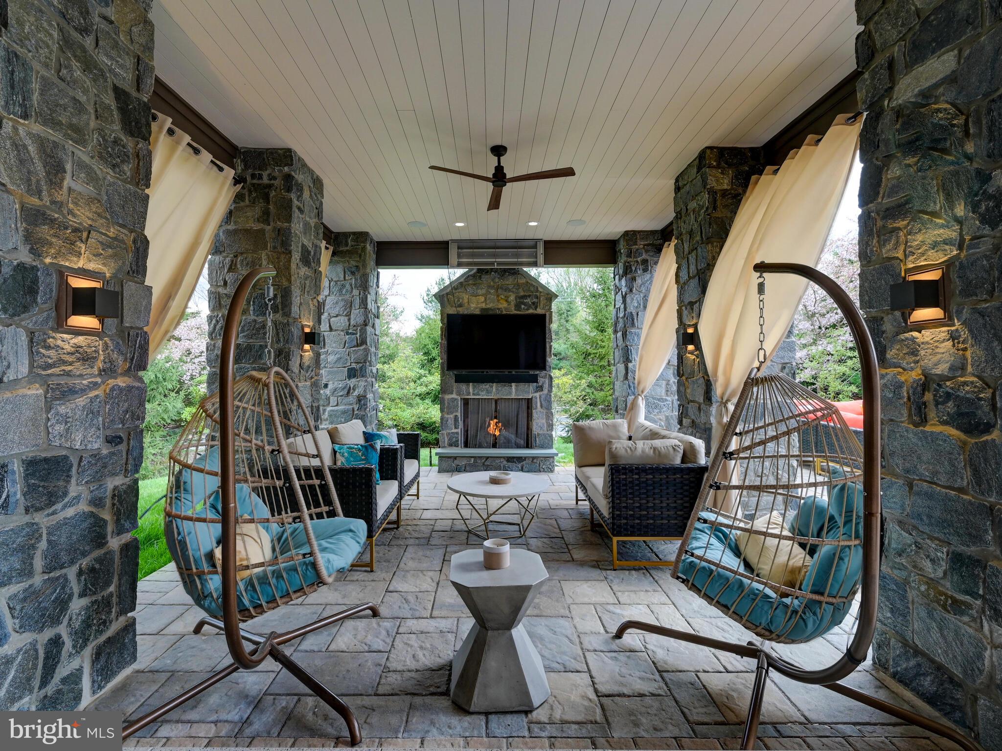 WORTHINGTON GREEN - Residential