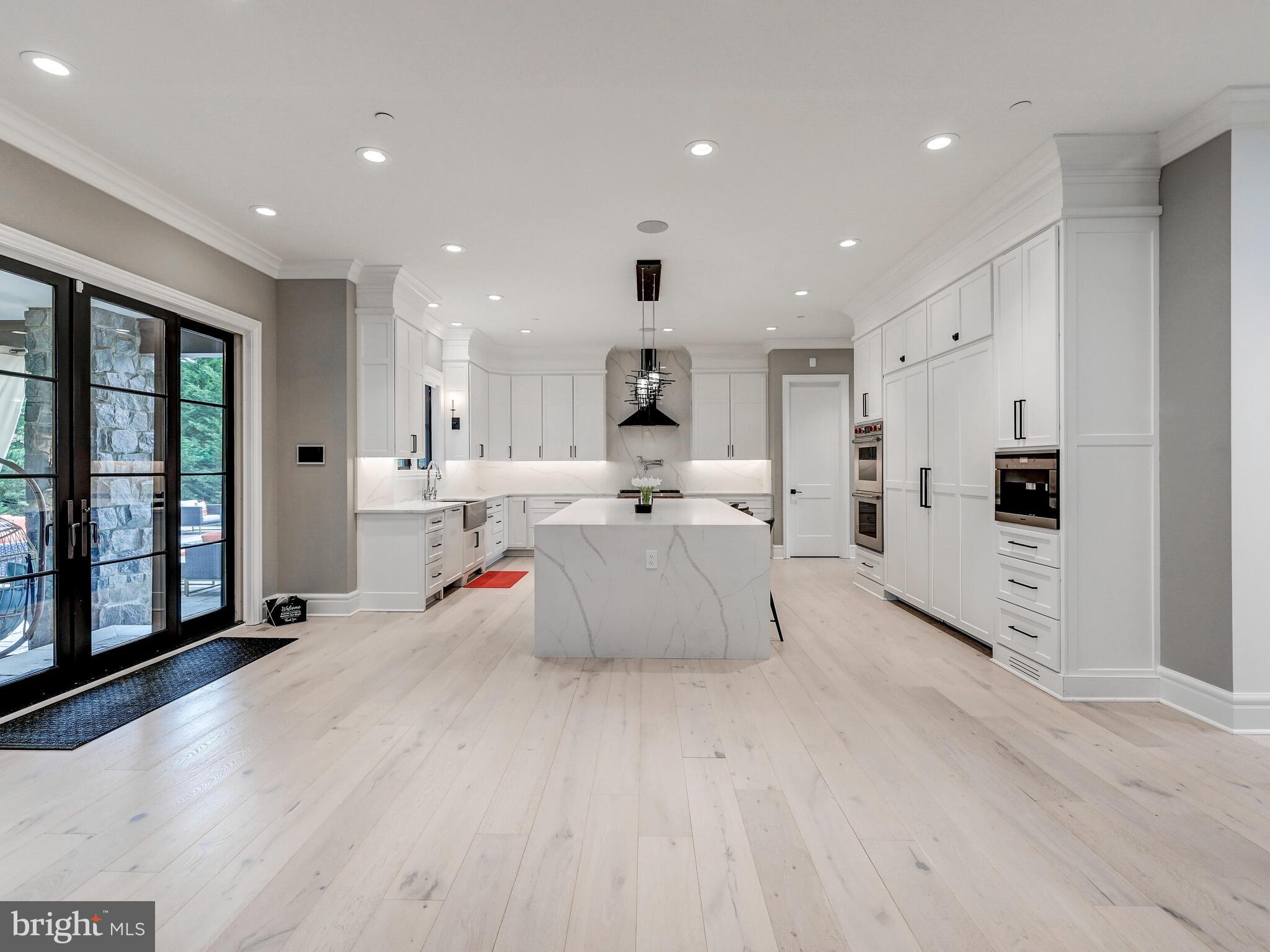 WORTHINGTON GREEN - Residential