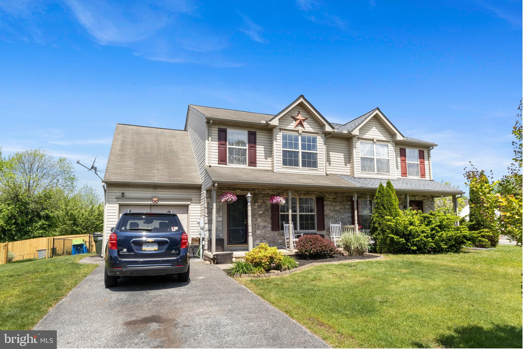 WANDERING STREAM ESTATES - Residential