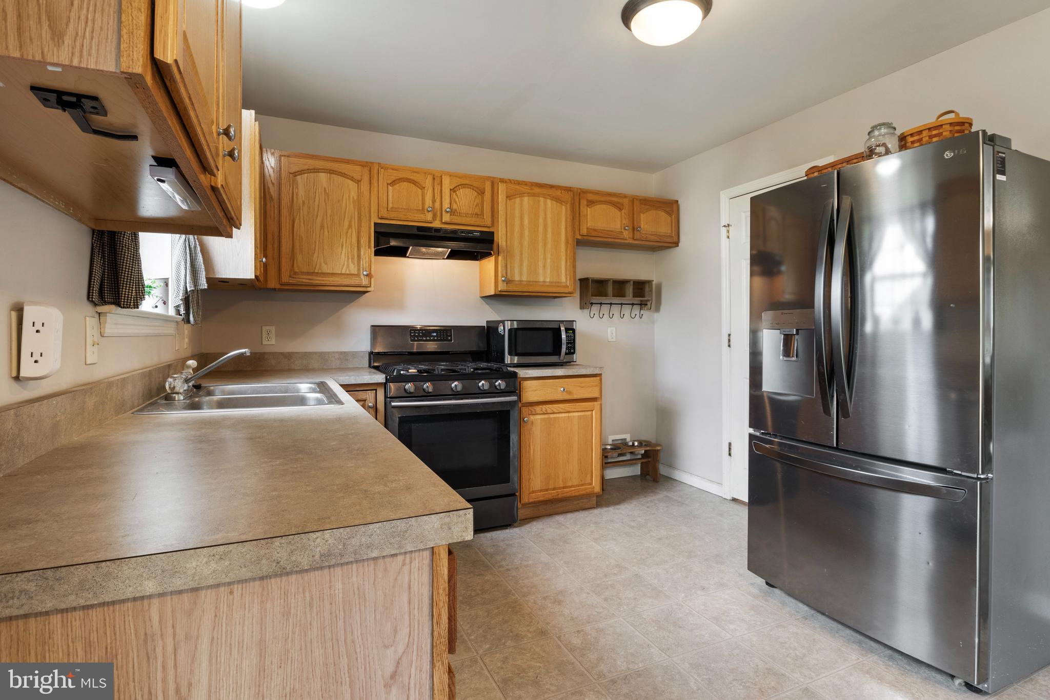 WANDERING STREAM ESTATES - Residential