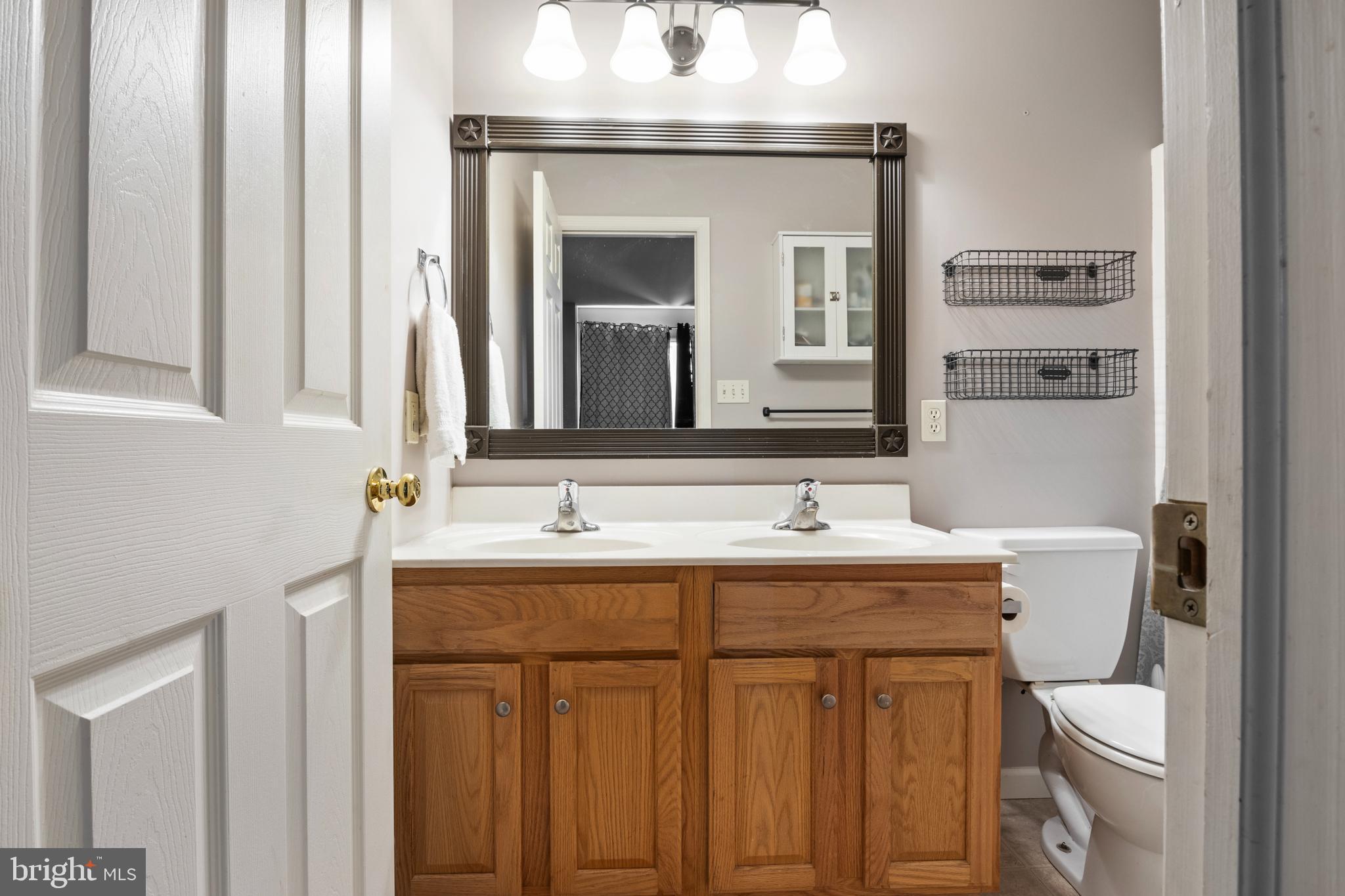 WANDERING STREAM ESTATES - Residential