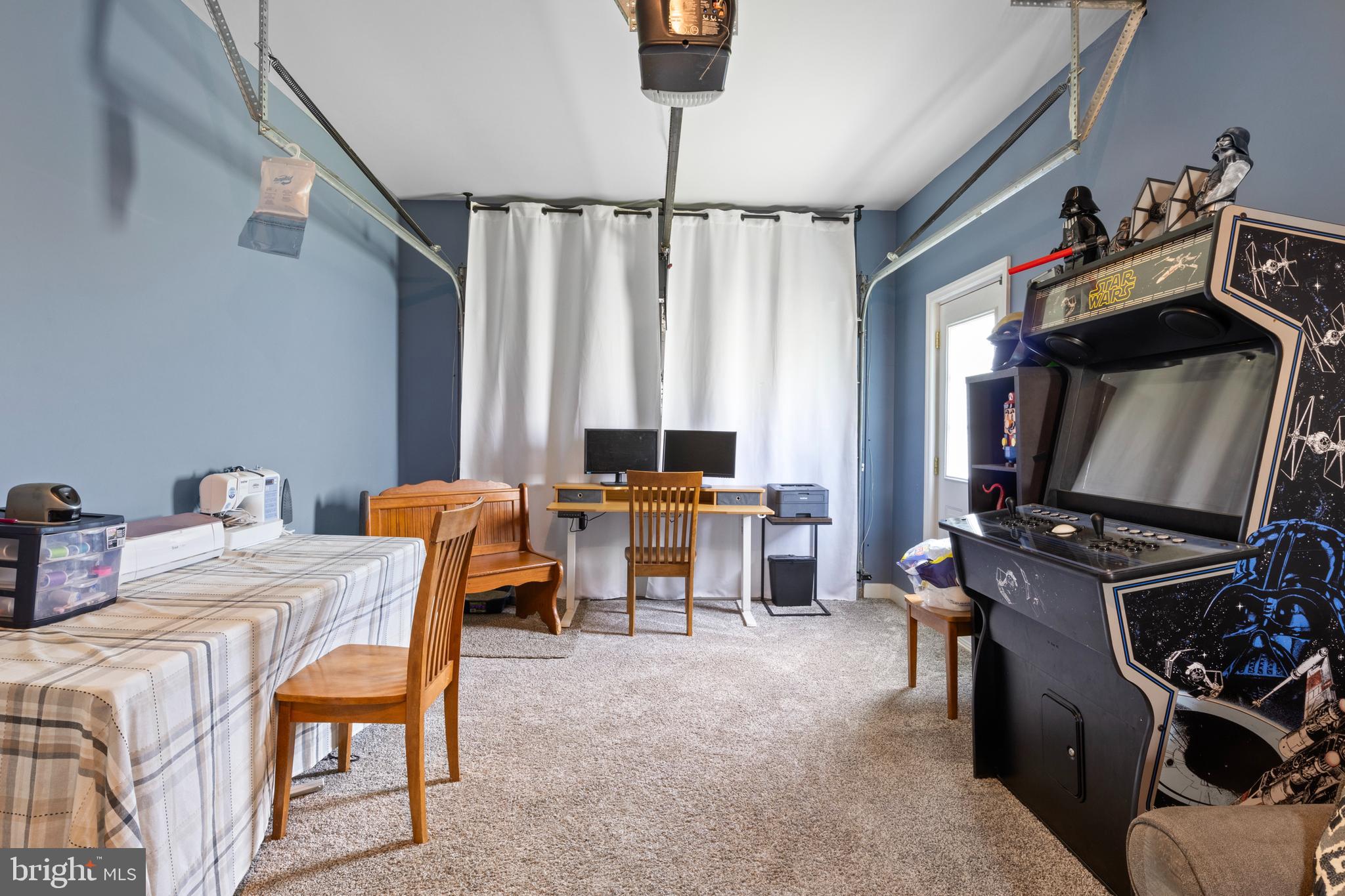 WANDERING STREAM ESTATES - Residential