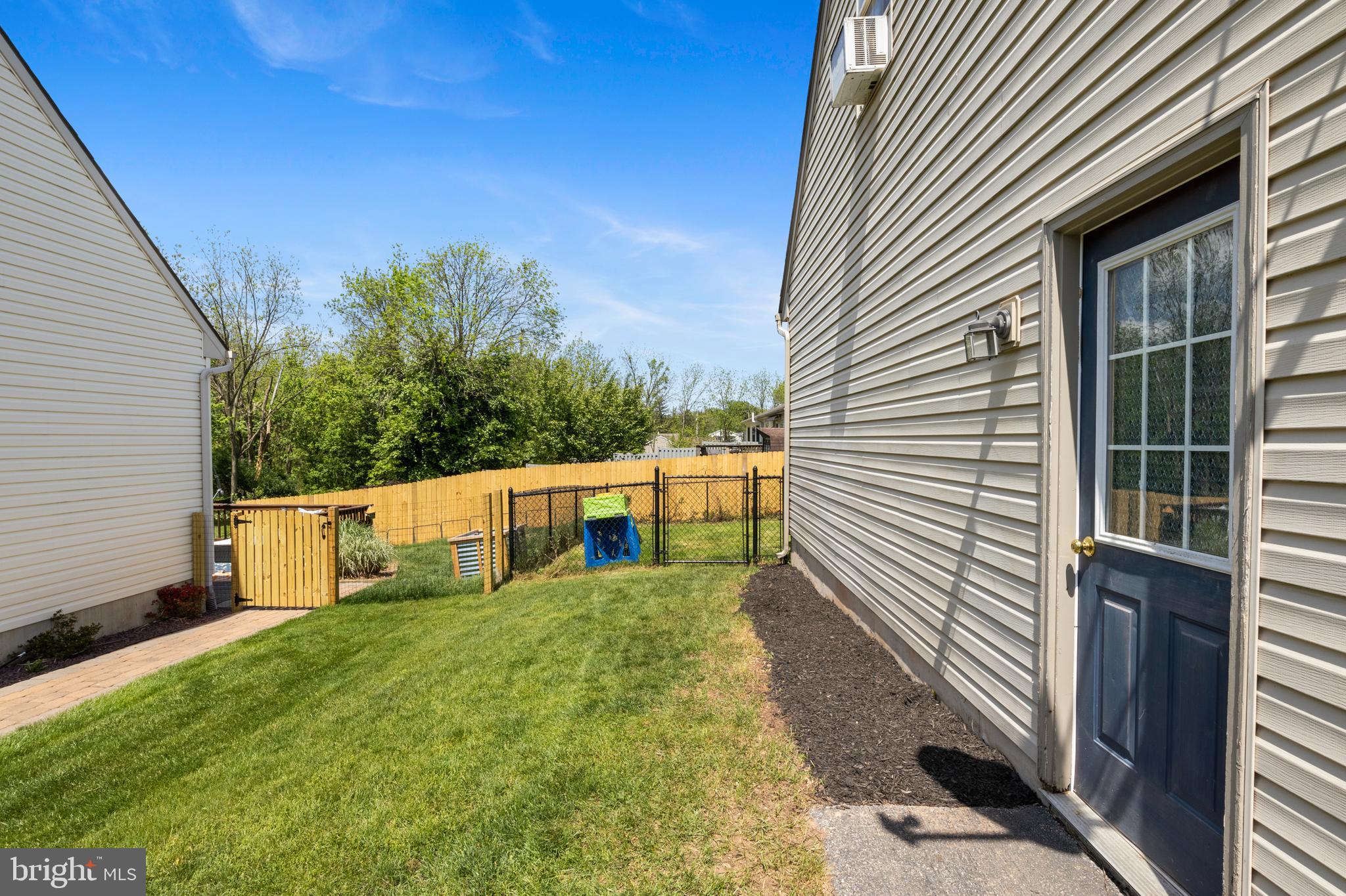 WANDERING STREAM ESTATES - Residential