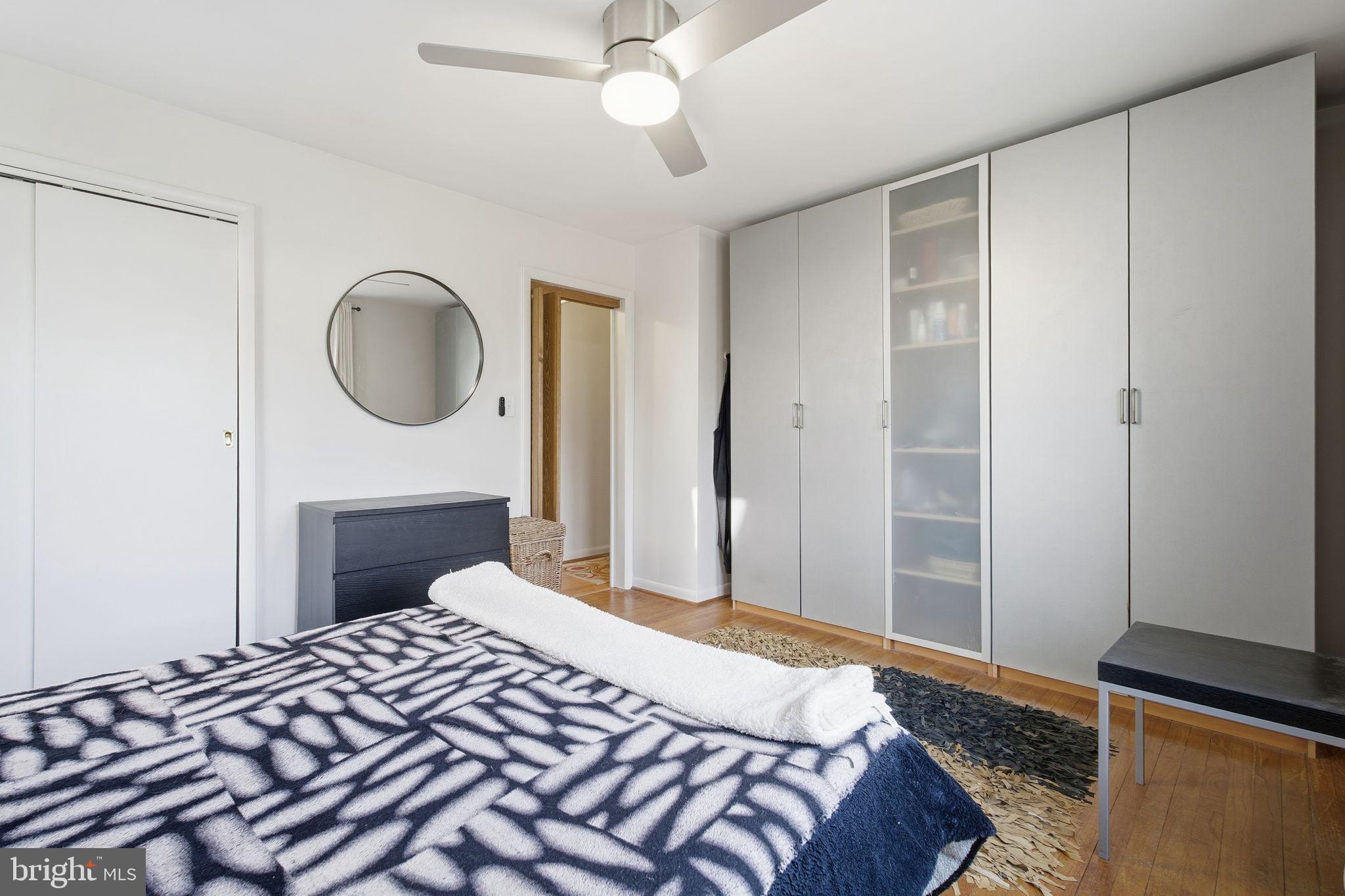 OAK SPRINGS - Residential